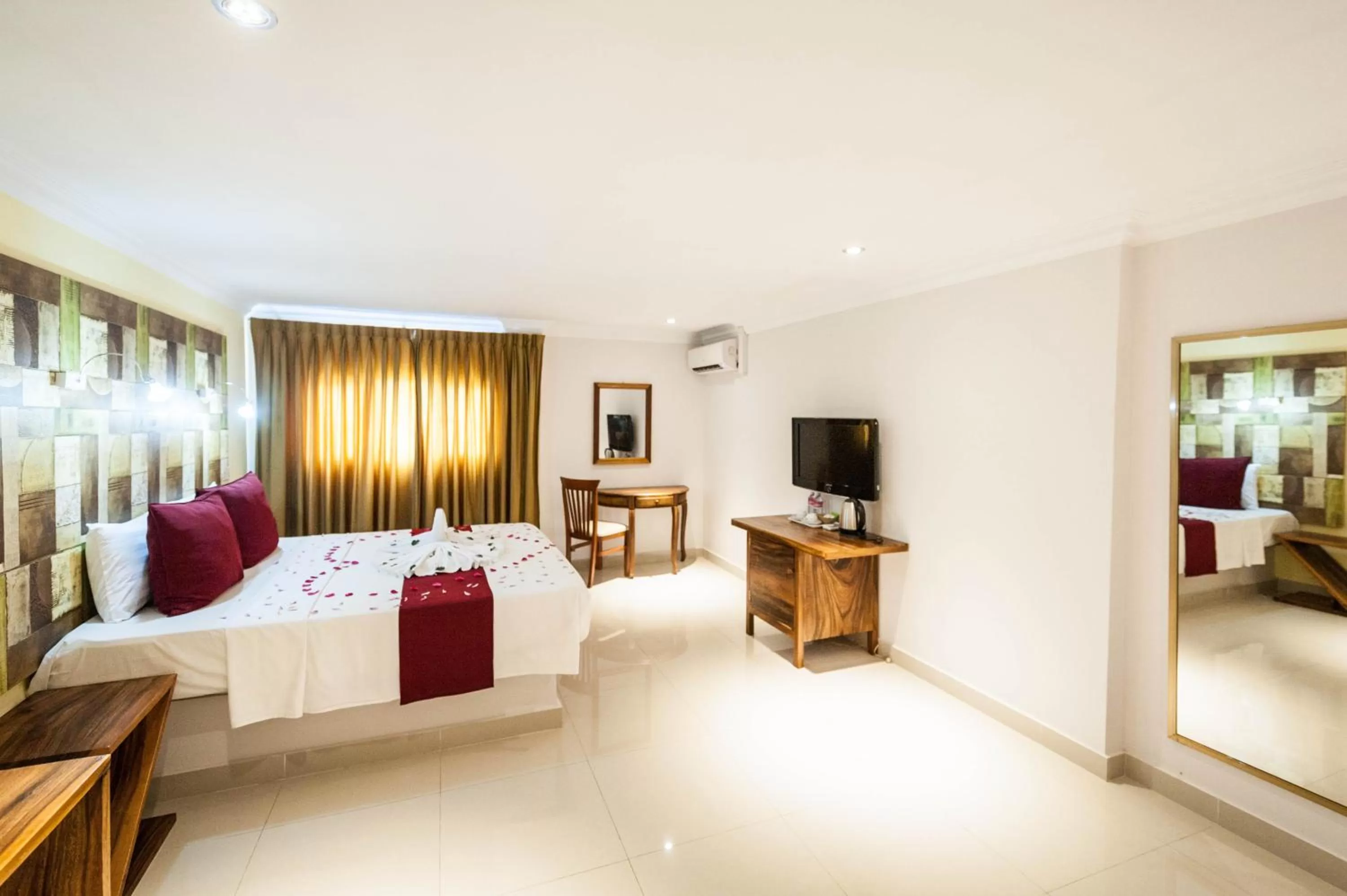 Bedroom in Angkor International Hotel