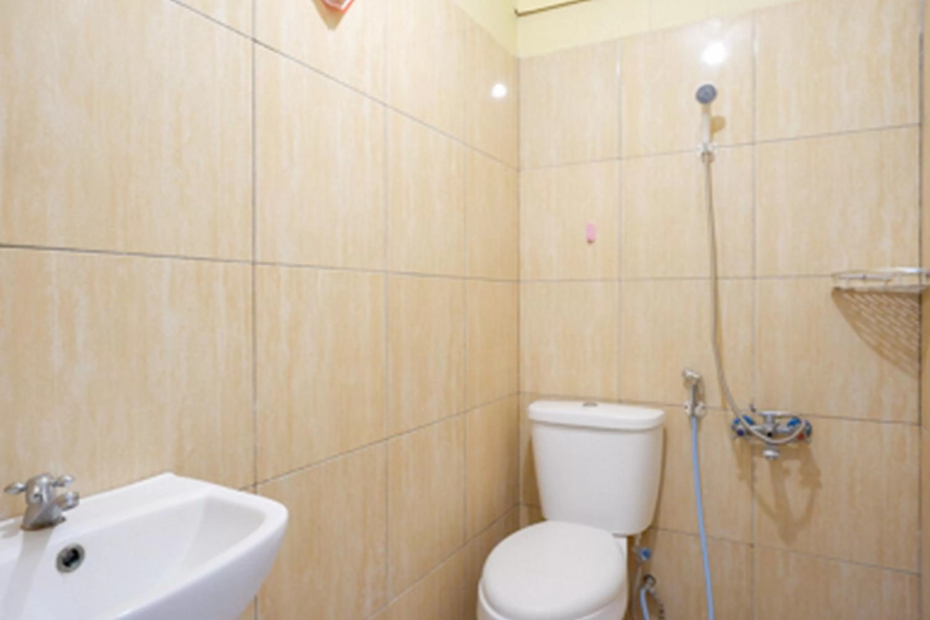 RedDoorz near RSUD Kudus