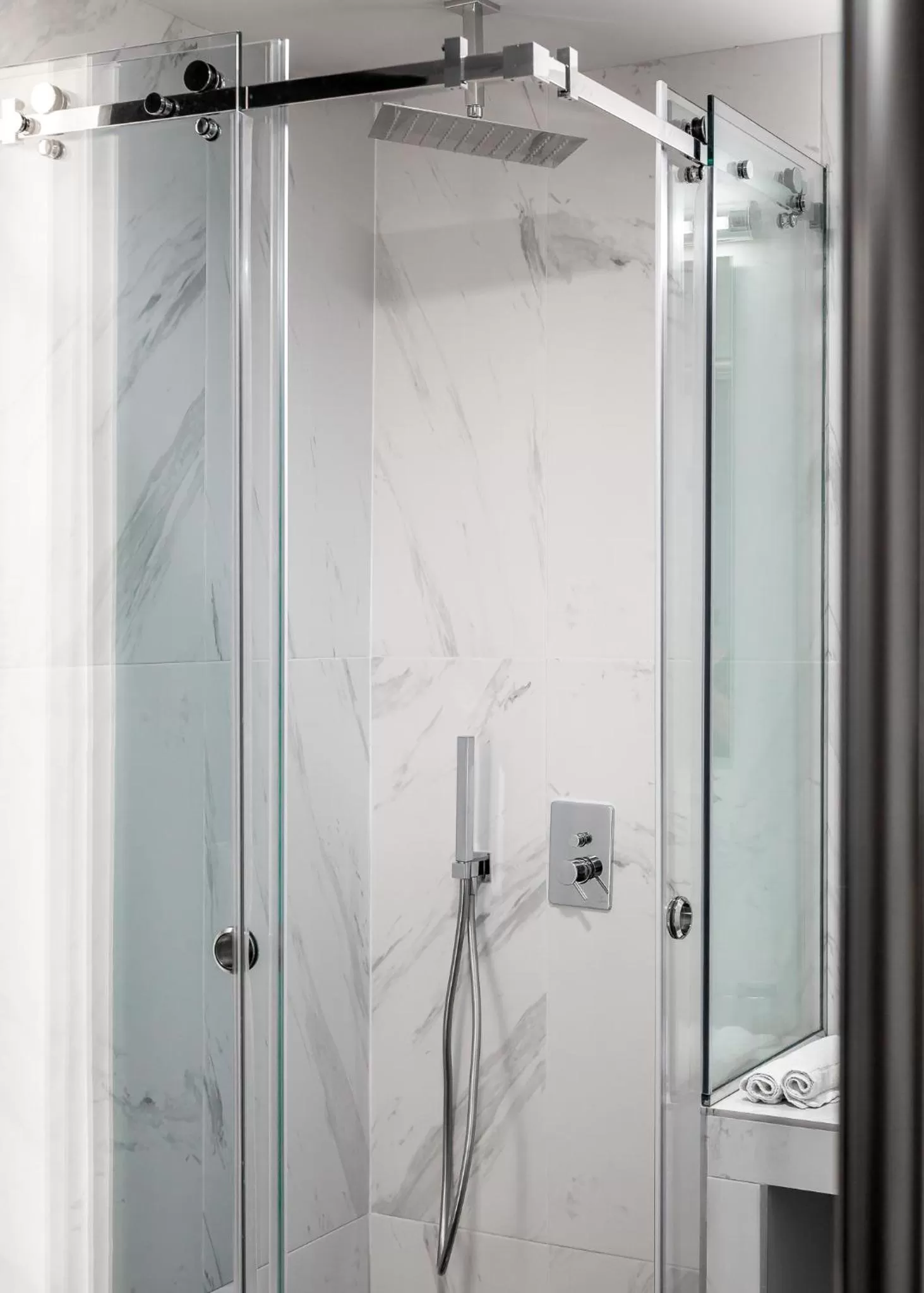 360Degrees Pop Art Hotel