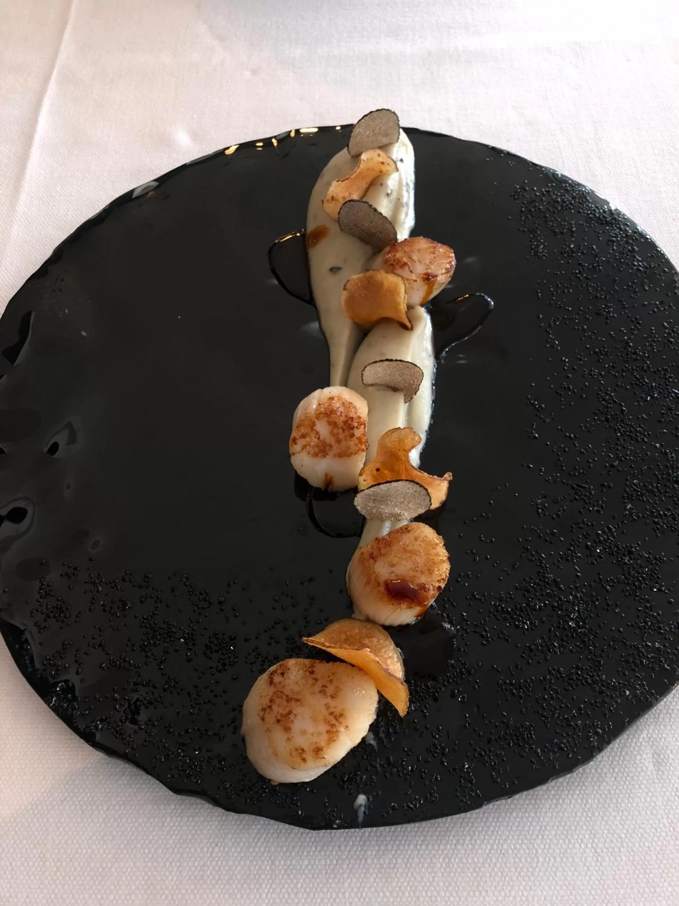 Food close-up in Les 3 Lieux - Hôtel, Restaurant, Espace sensoriel