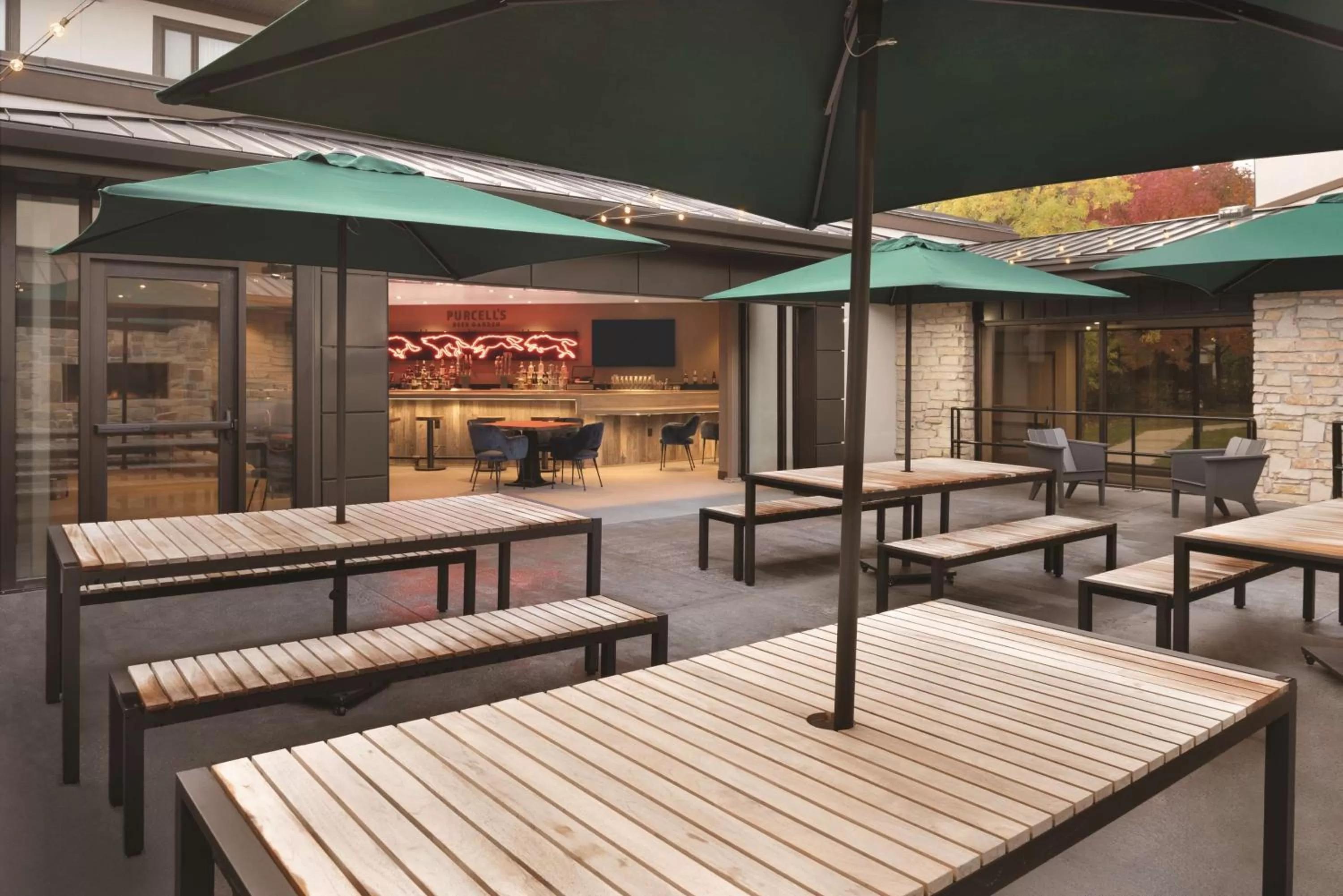 Lounge or bar in Radisson Hotel & Conference Center Green Bay