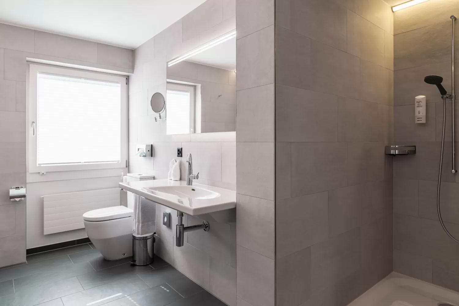 Shower in Hotel Drei Könige