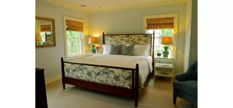 Bedroom, Bed in The Quogue Club