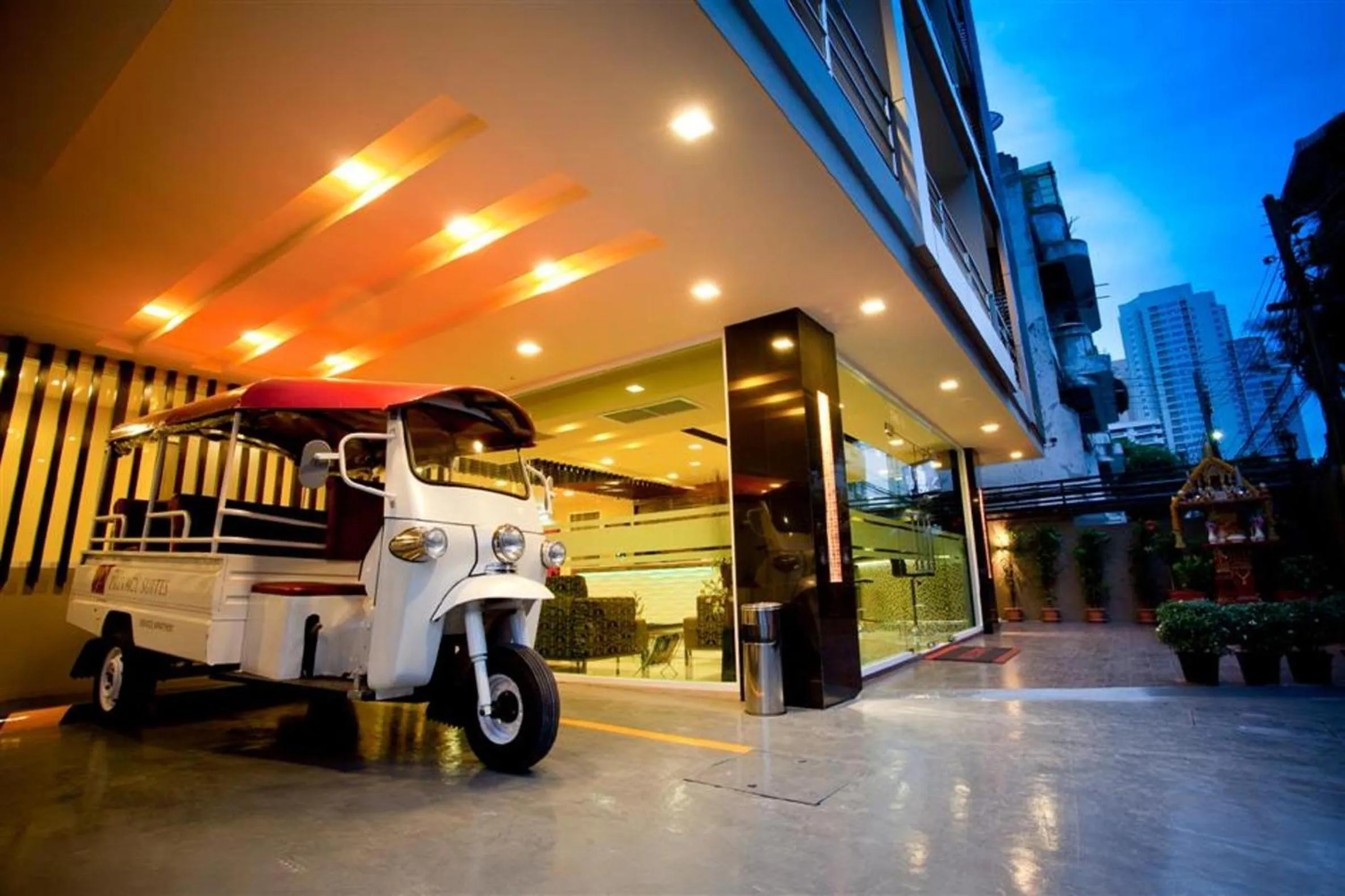 Facade/entrance in Icheck Inn Residences Sukhumvit 20