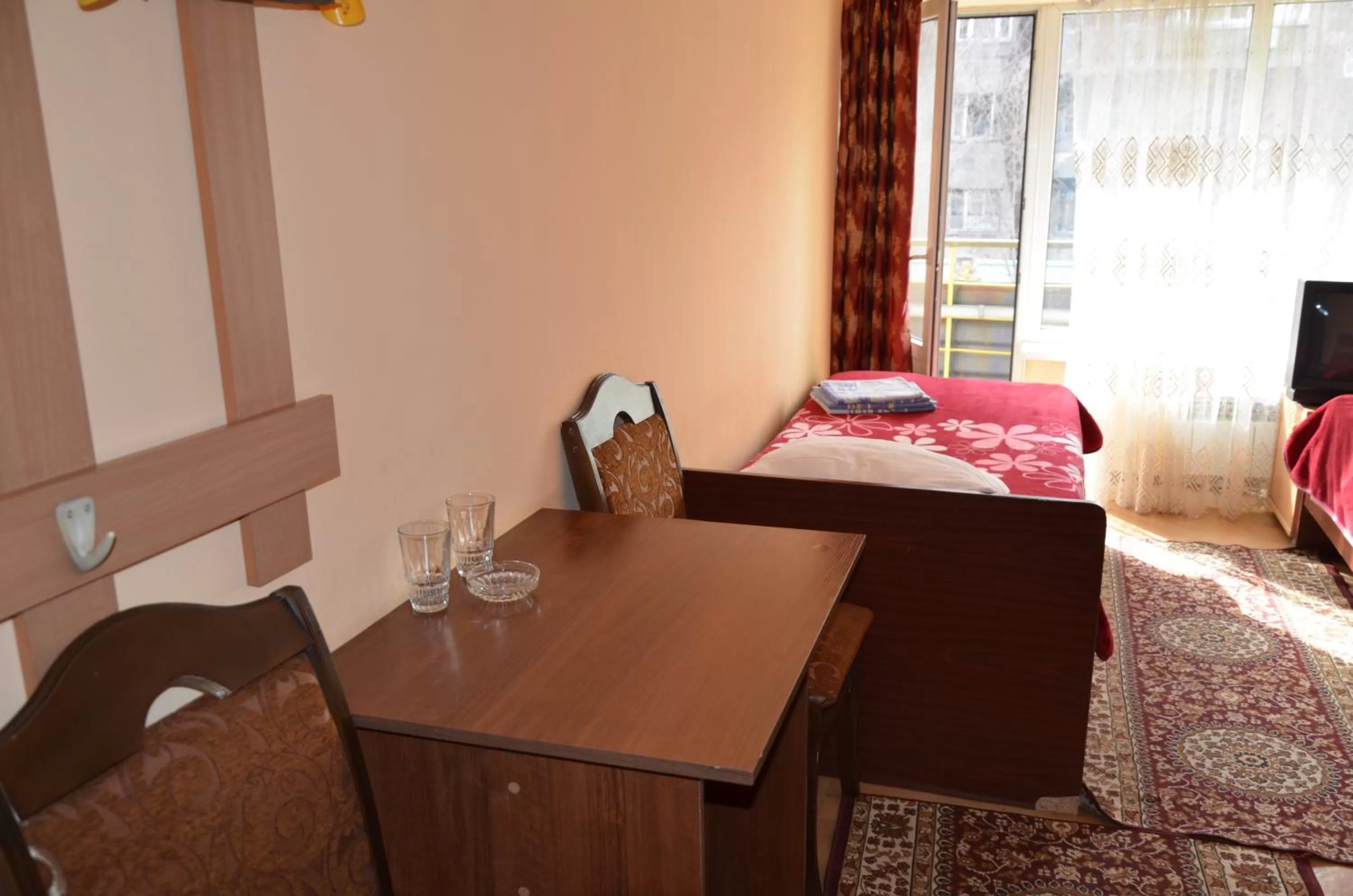 Photo of the whole room in Hotel Kezdesu