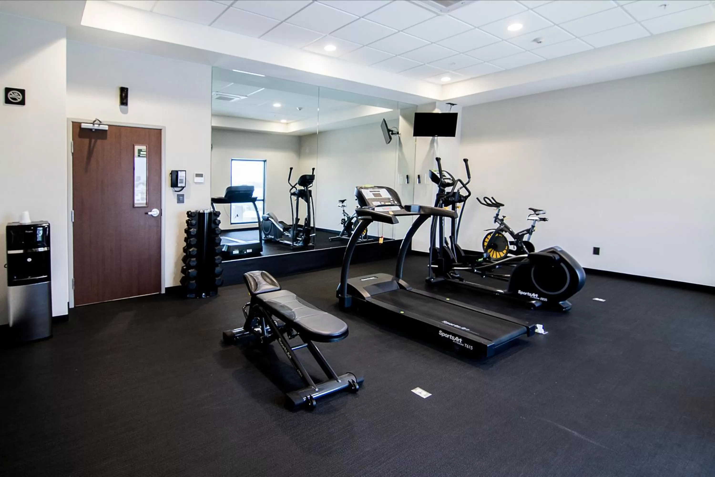 Fitness centre/facilities in City Express Plus by Marriott Ciudad de México Mundo E