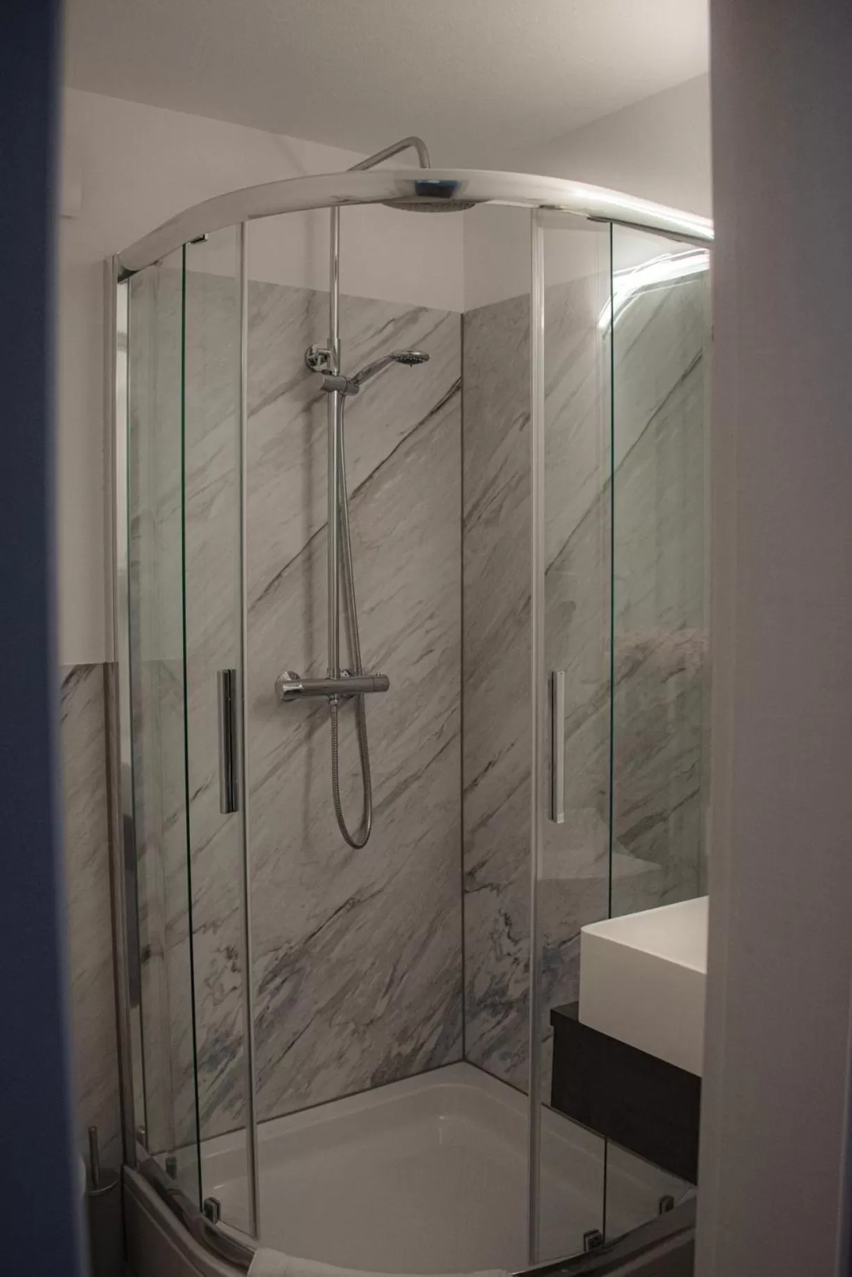 Bathroom in Hotel Das Kleine Ritz