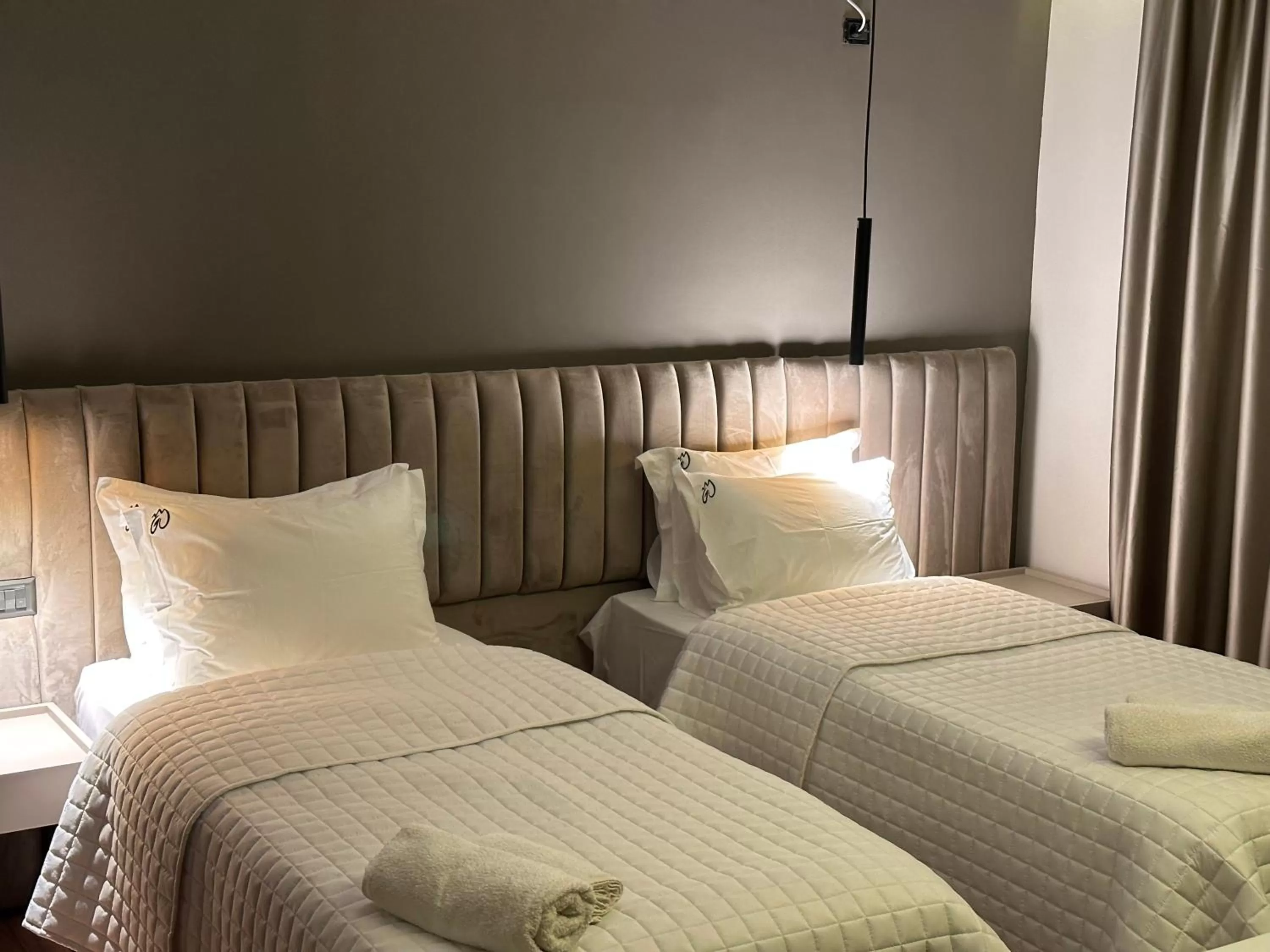 Bed in Hotel Gjallica