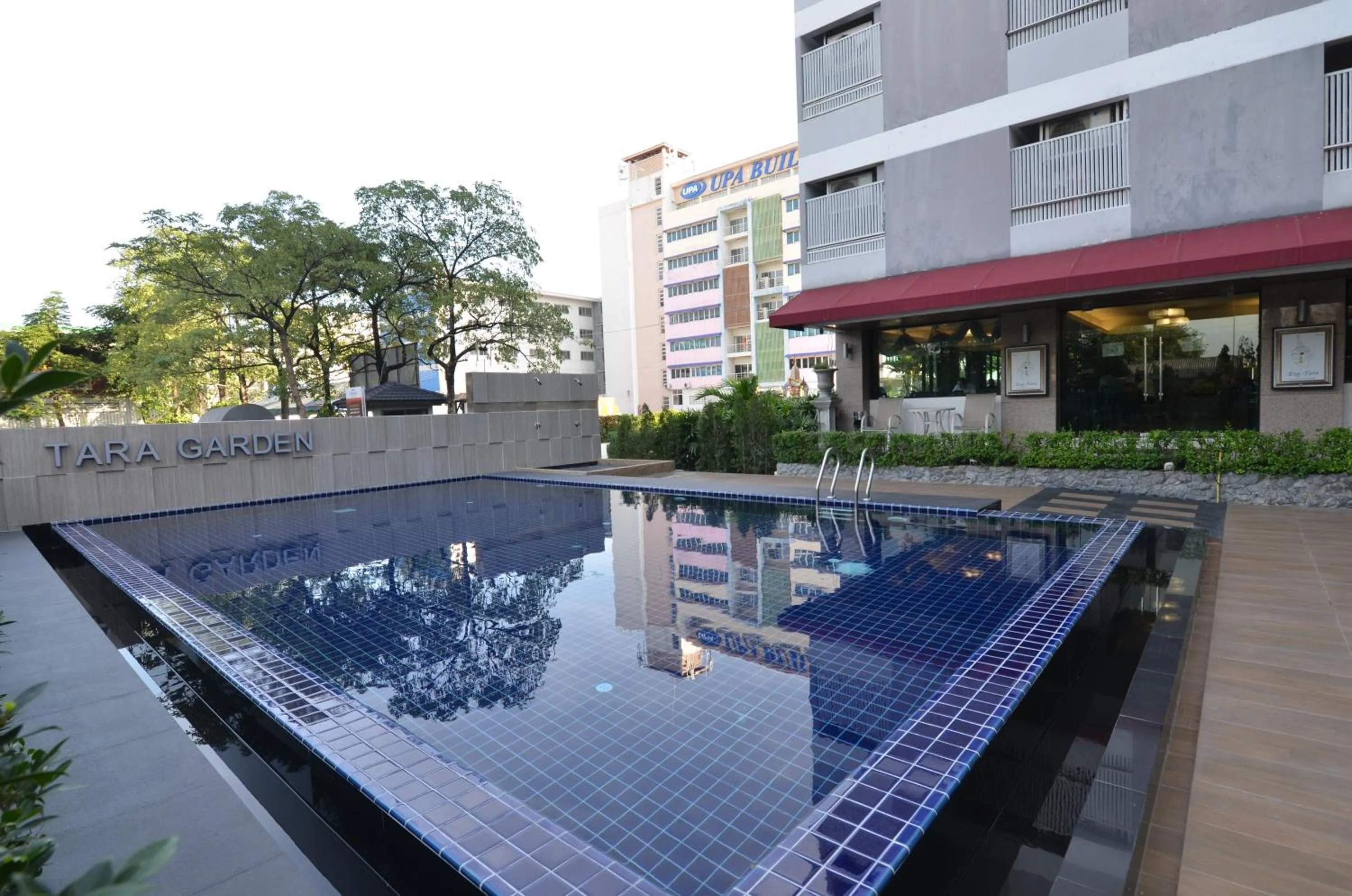 Swimming pool in Grand Tara Garden Thai Hotel