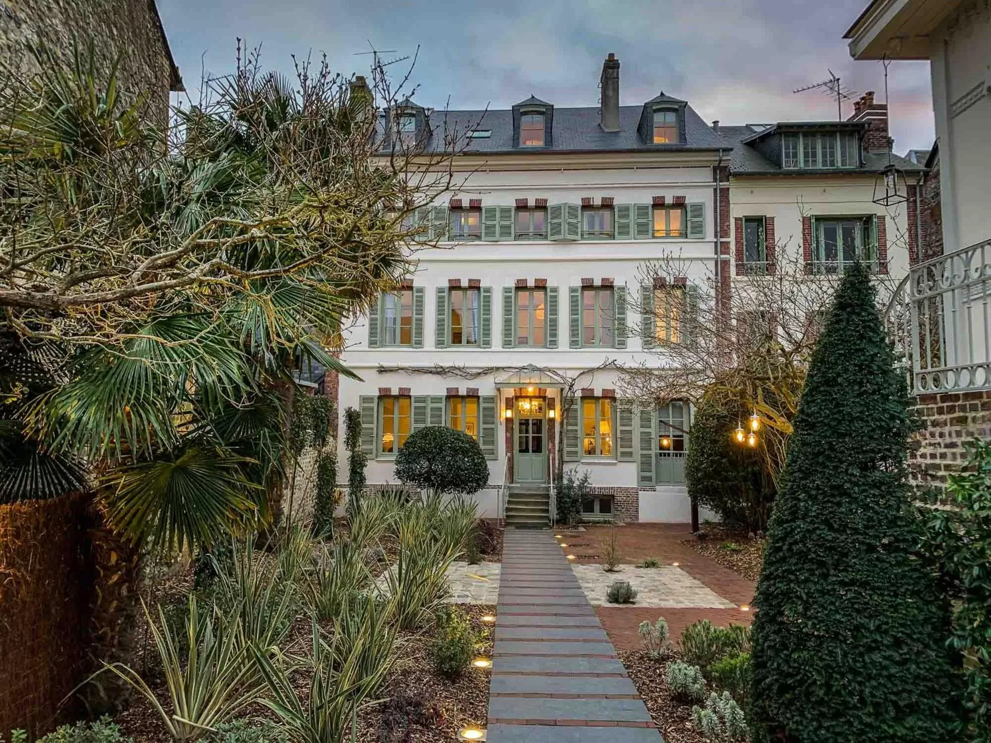 Garden in La Petite Folie