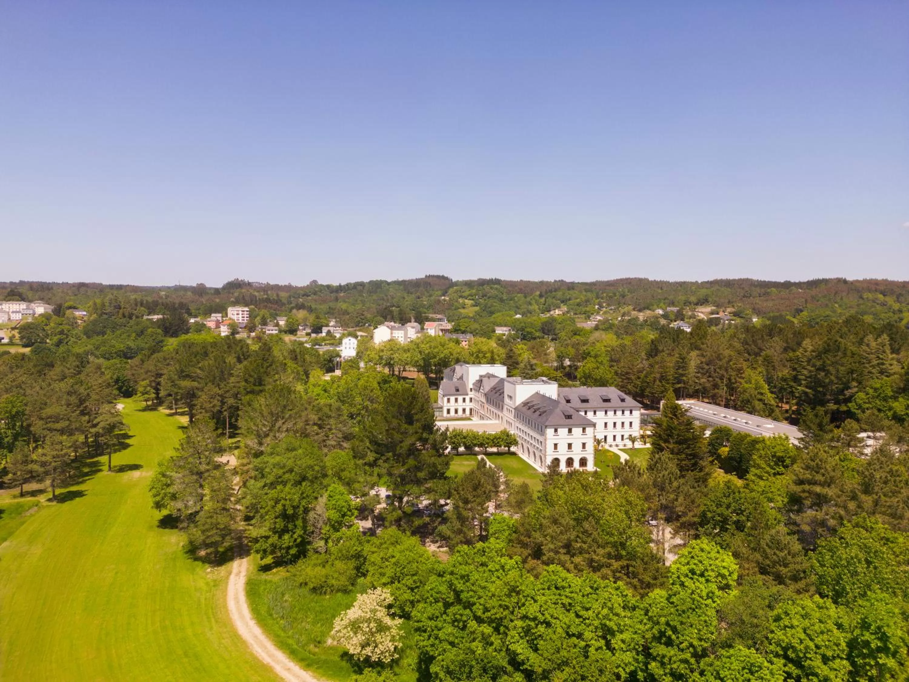 Property building in Iberik Gran Balneario de Guitiriz