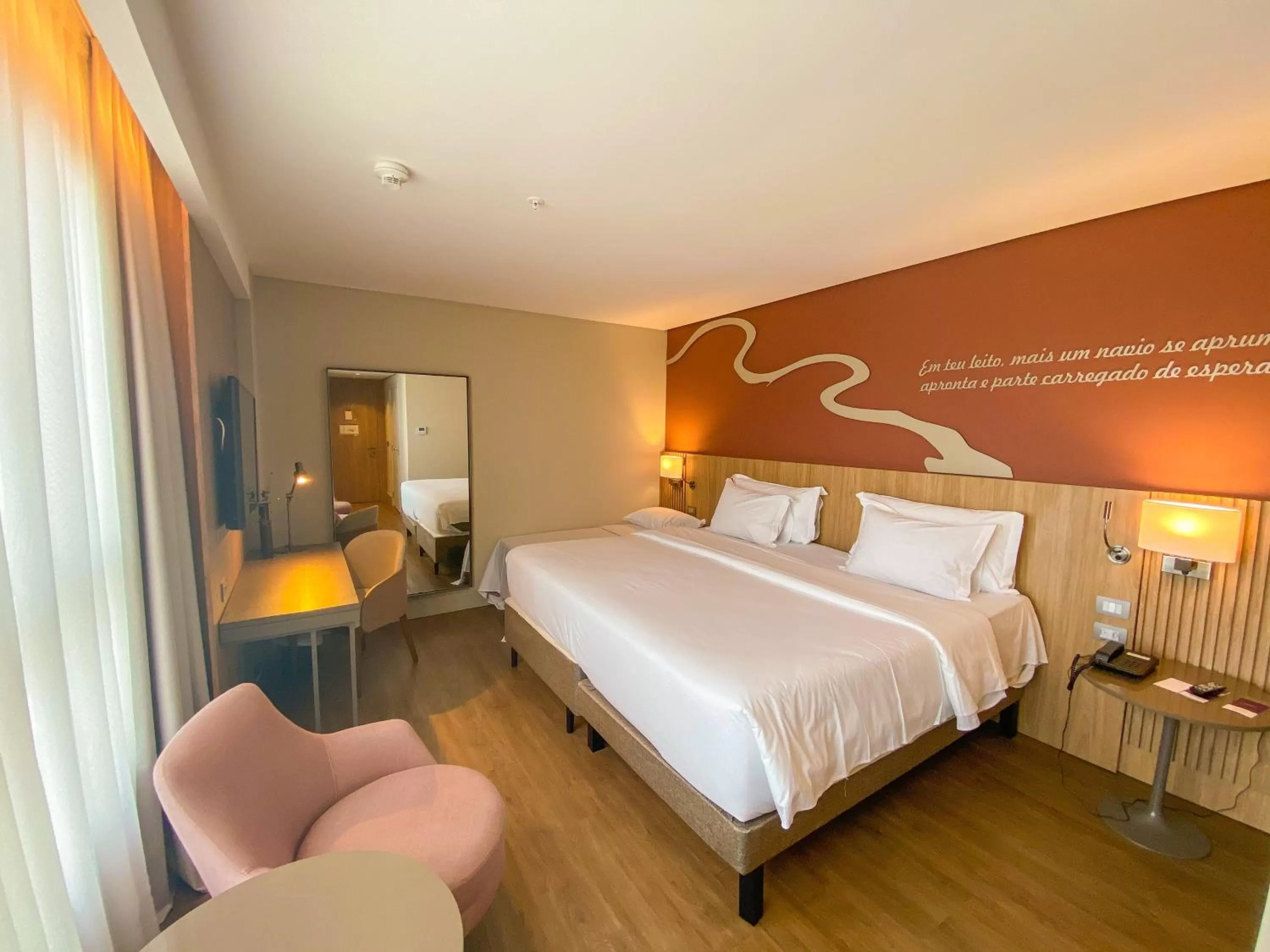 Bed in Mercure Itajai Navegantes