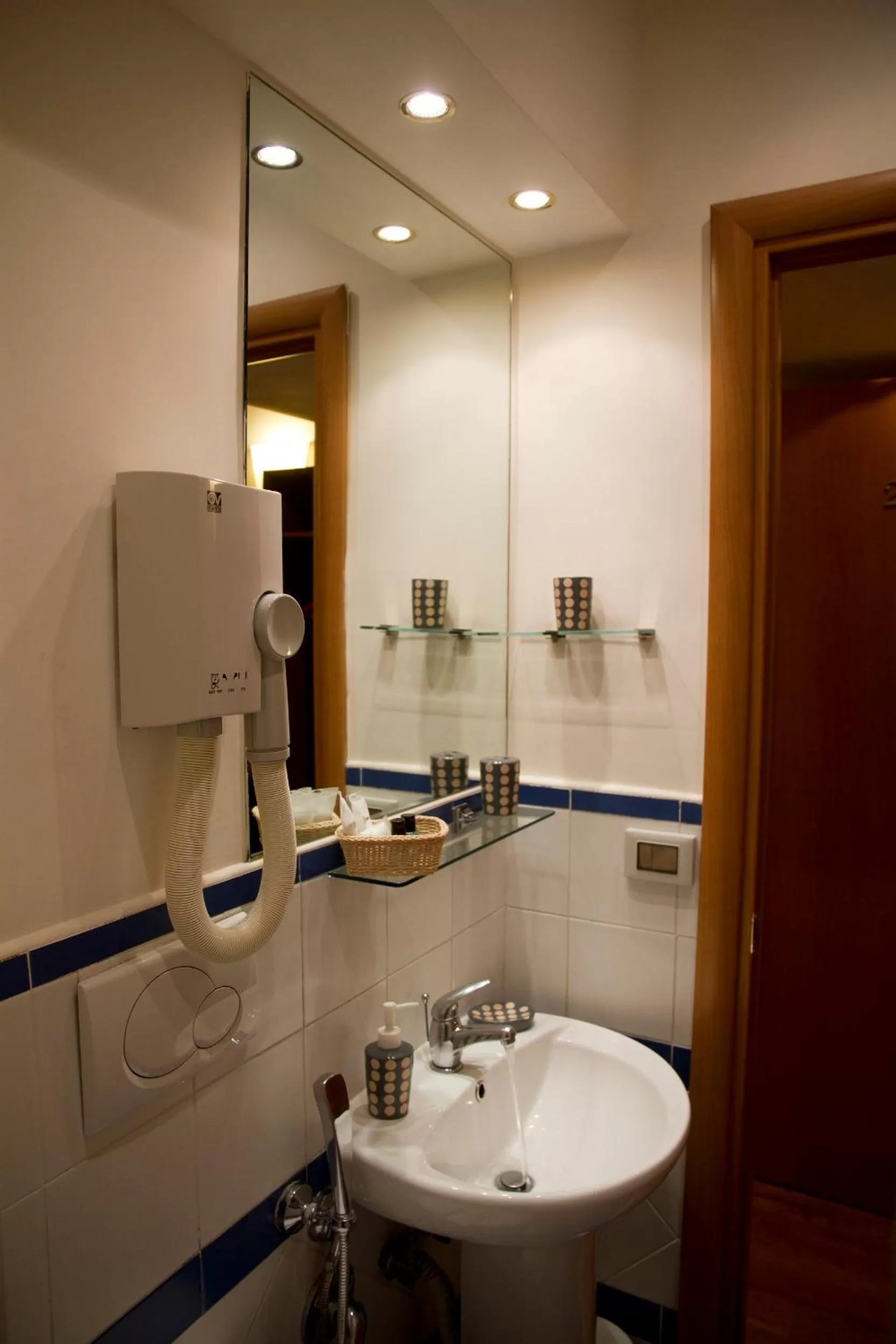 Bathroom in San Peter Rome B&B