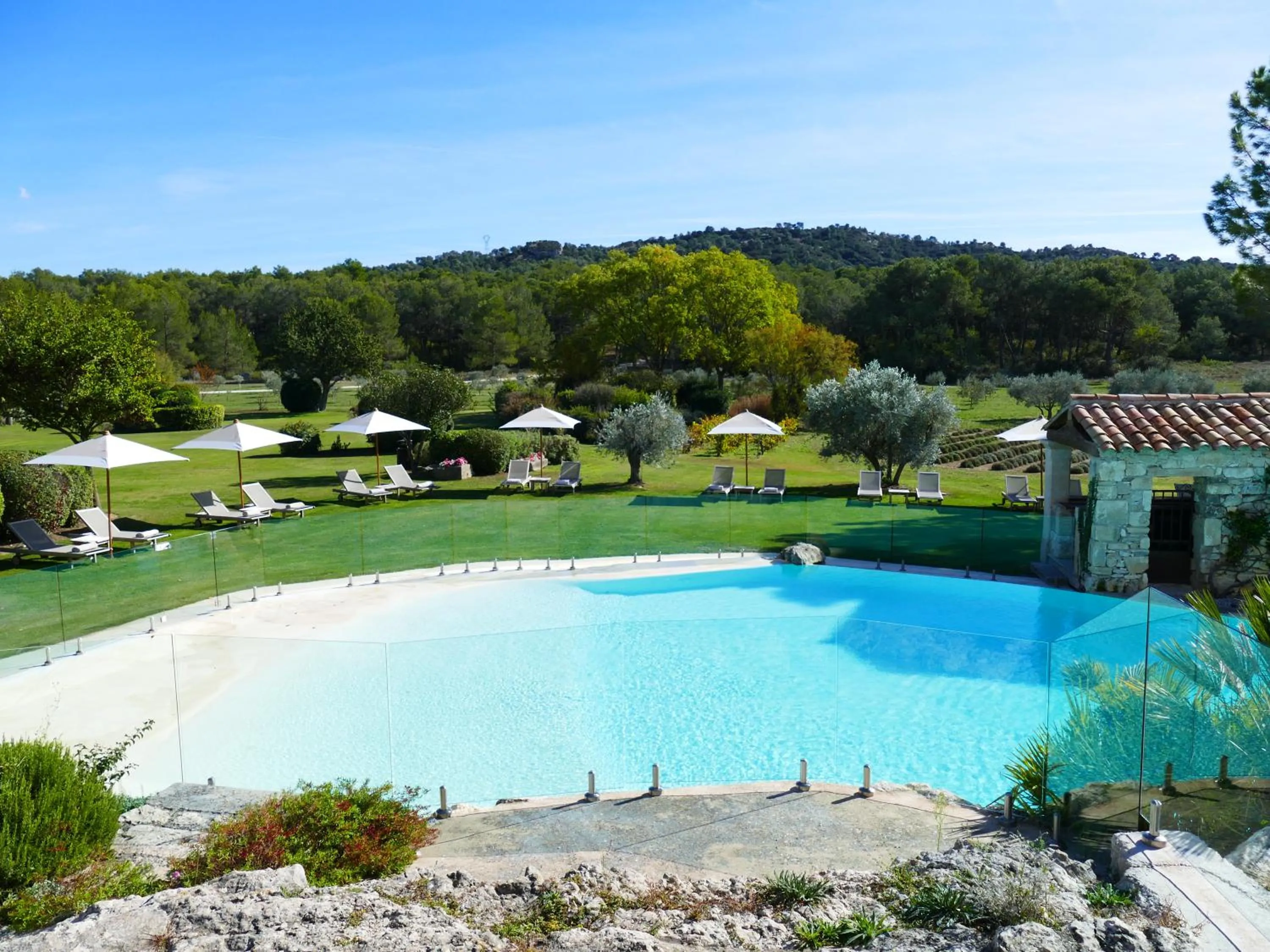 Swimming pool in Le Mas De La Rose - Teritoria