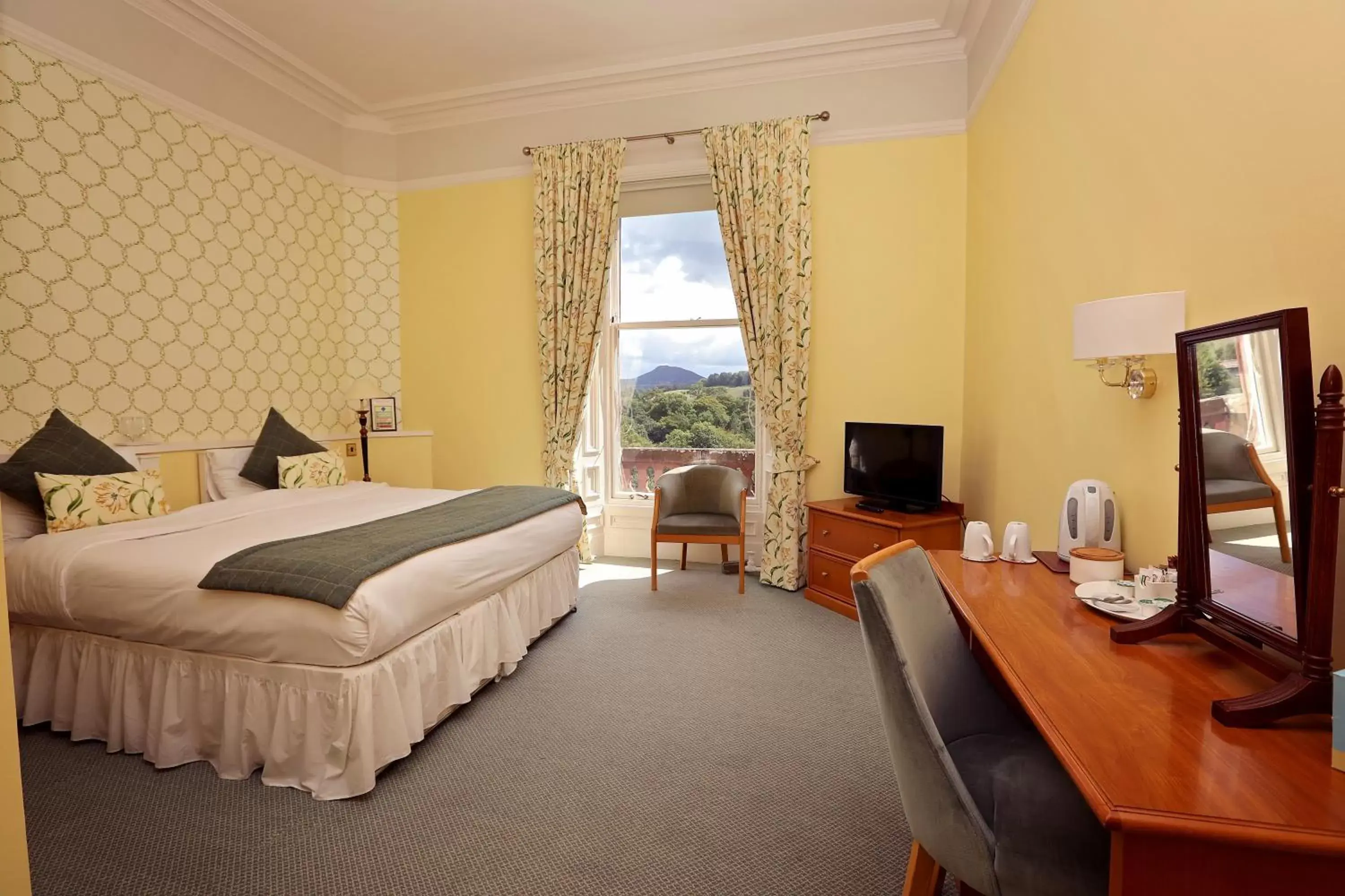 Superior Deluxe Double or Twin Room - single occupancy in Kingsknowes Hotel Superior Deluxe Double or Twin Room - single occupancy in Kingsknowes Hotel