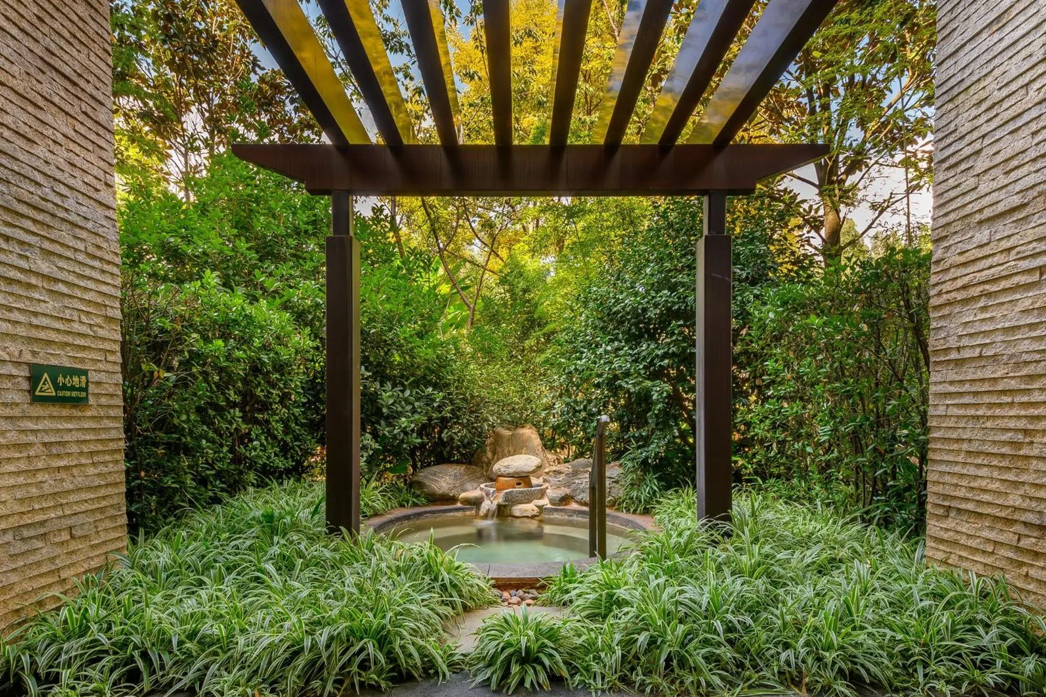 Photo of the whole room in HUALUXE Hotels & Resorts Kunming