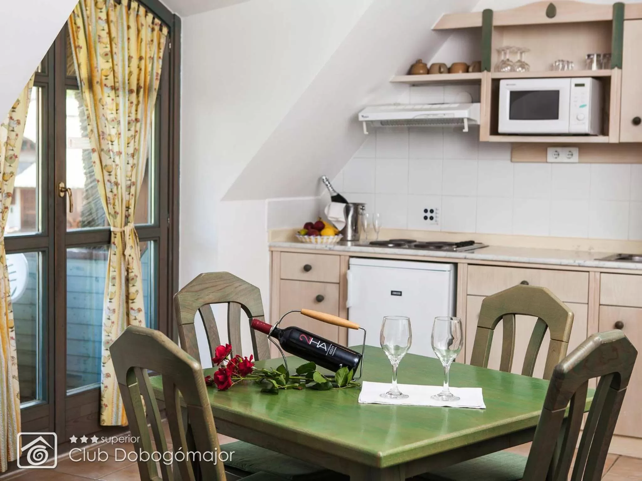 Kitchen or kitchenette in Club Dobogómajor superior