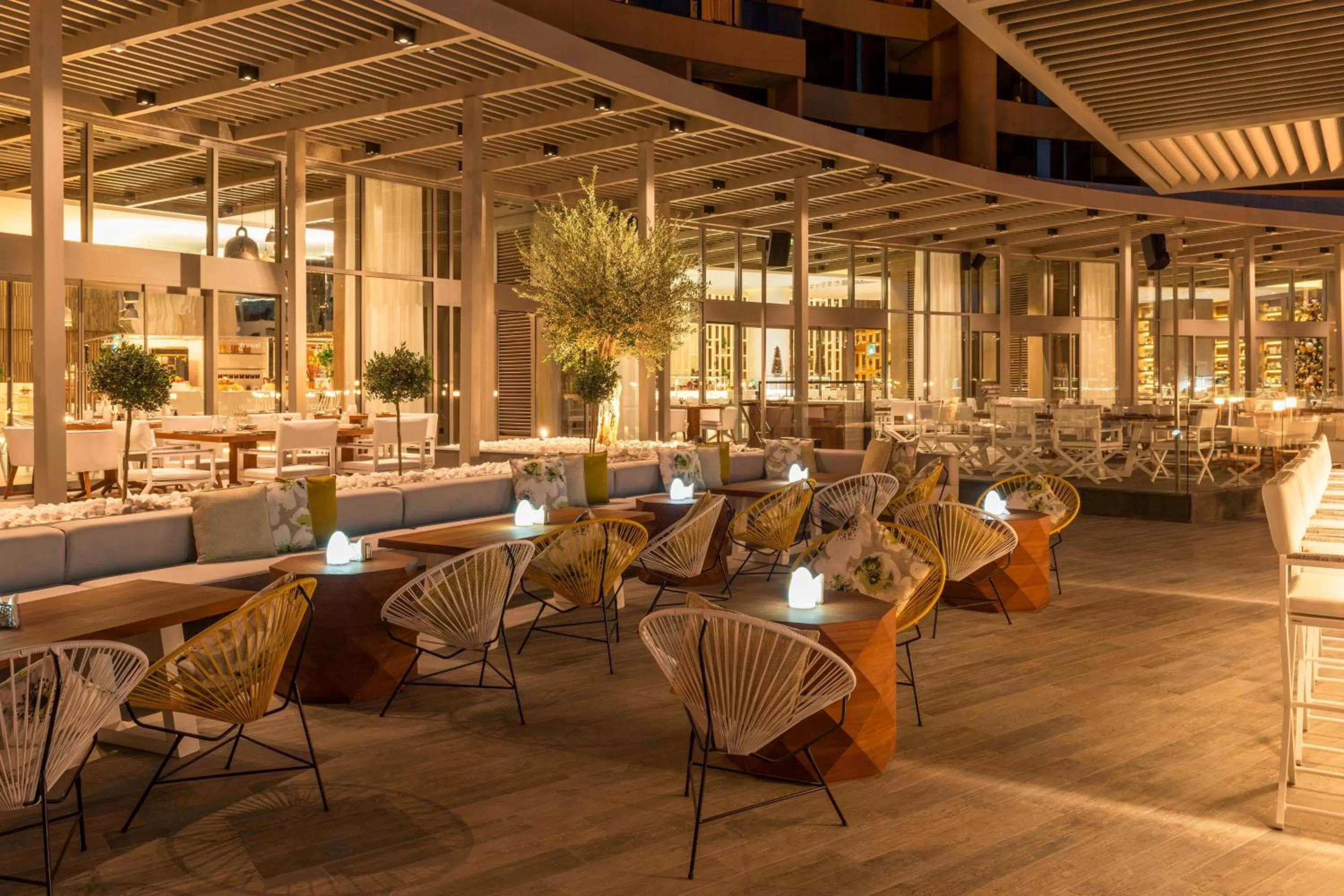 Restaurant/places to eat in Le Royal Meridien Beach Resort & Spa Dubai