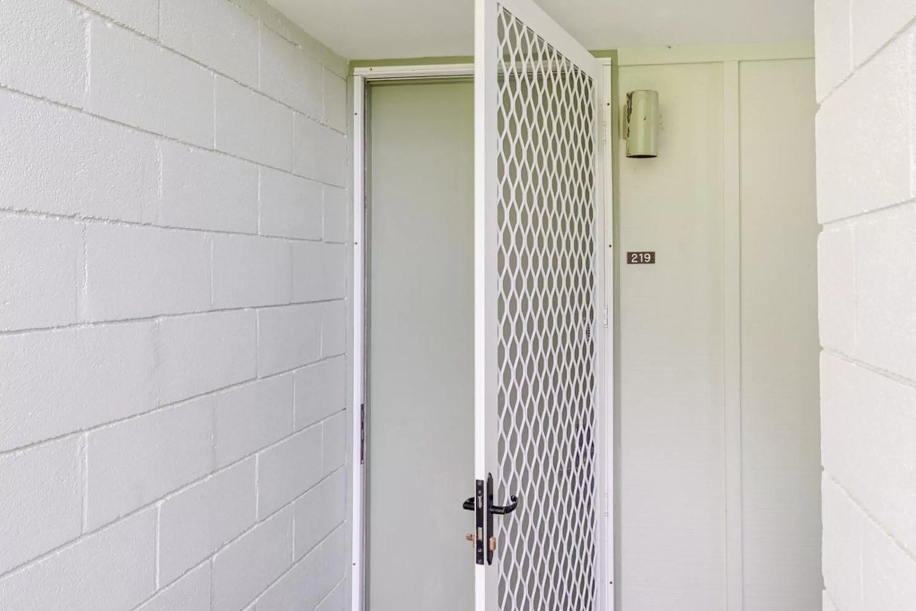 Bathroom in Kona Islander Inn # 219