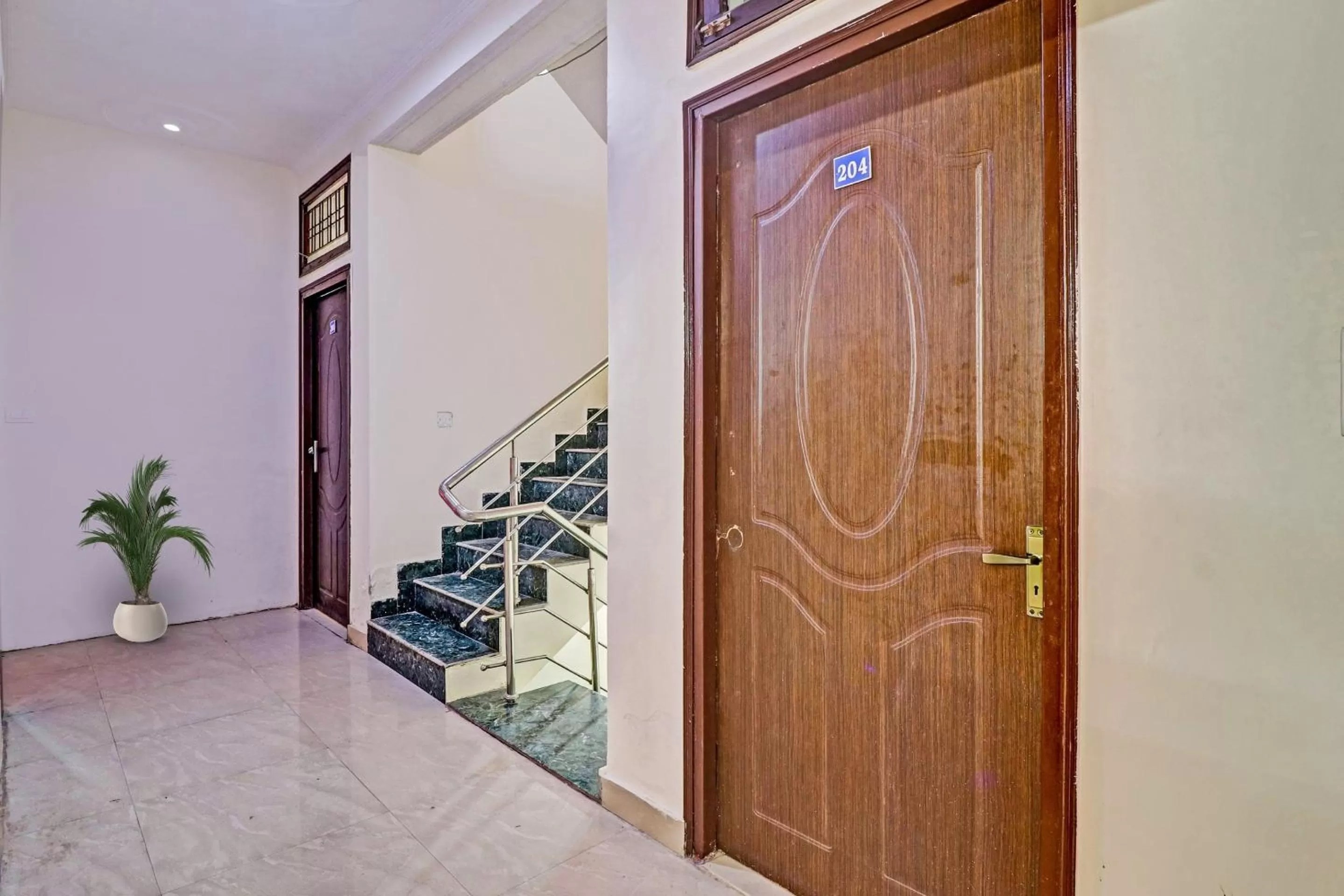 Lobby or reception in OYO Flagship Hotel Chandra palace