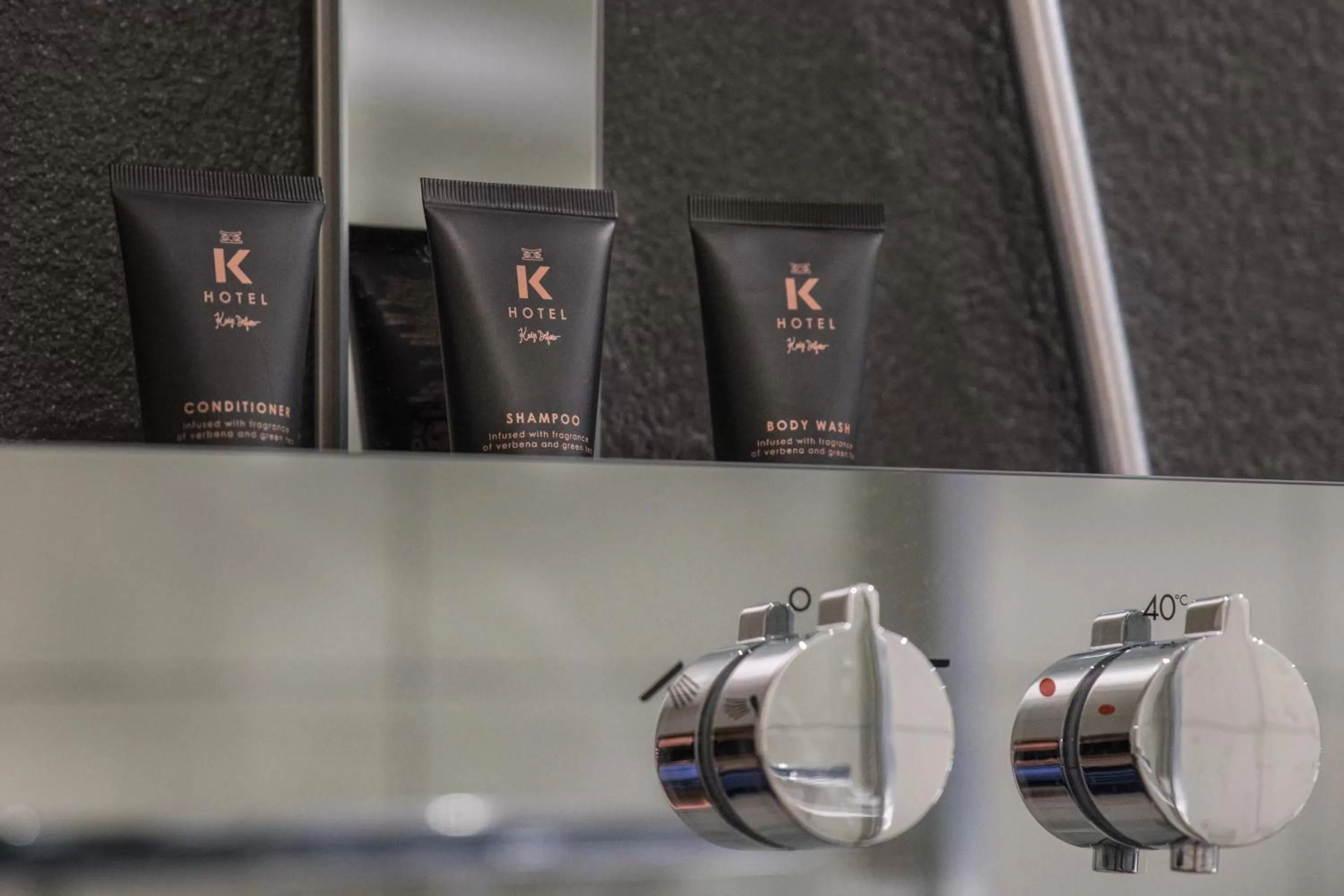 Shower in K Hotel Douala