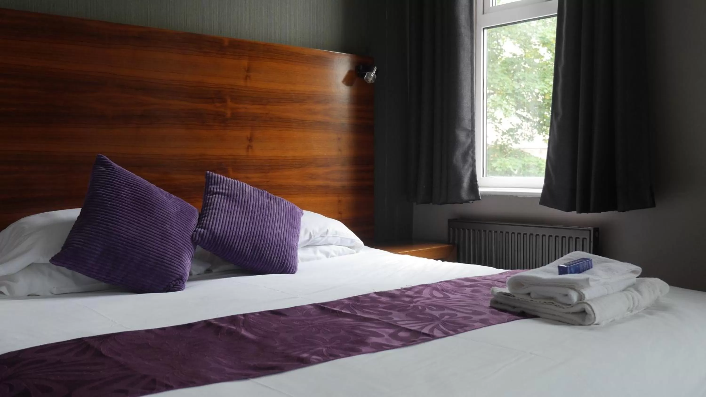 Bed in Bennetts Hotel