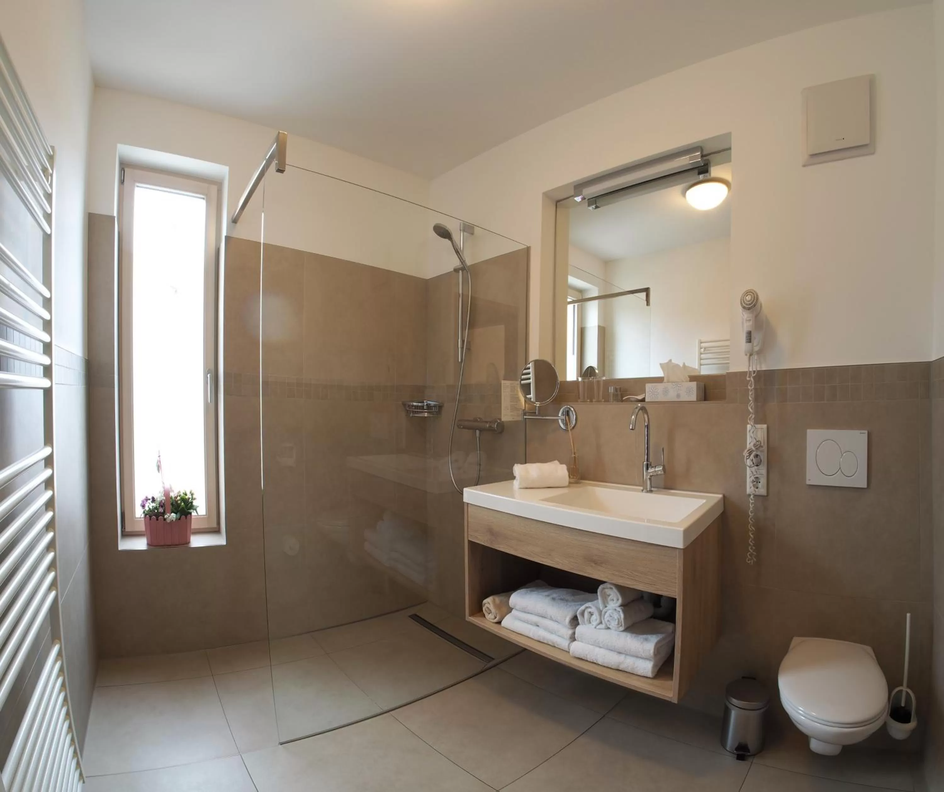 Bathroom in Gasthof Bögl