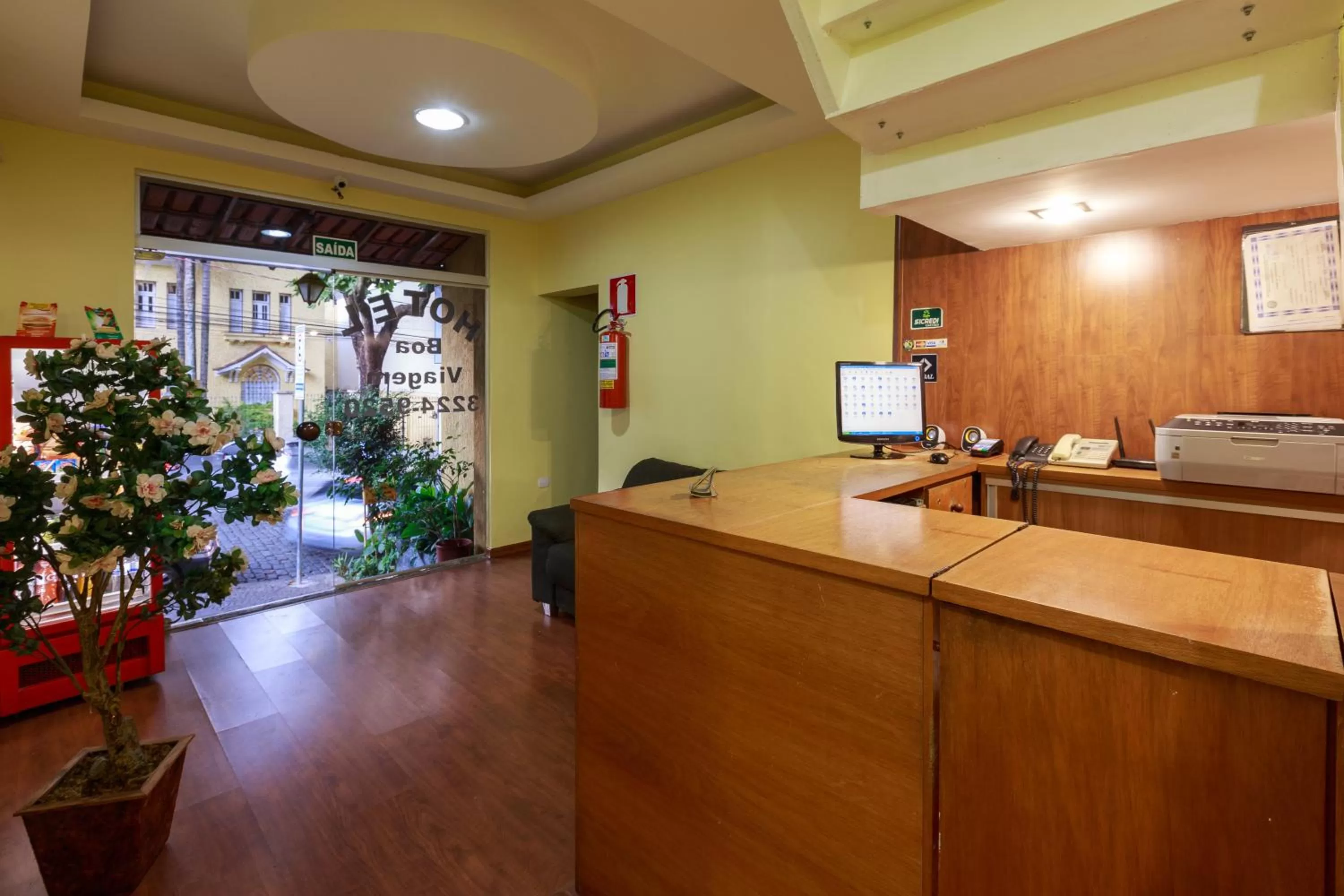 Lobby or reception, Kitchen/Kitchenette in Hotel Boa Viagem