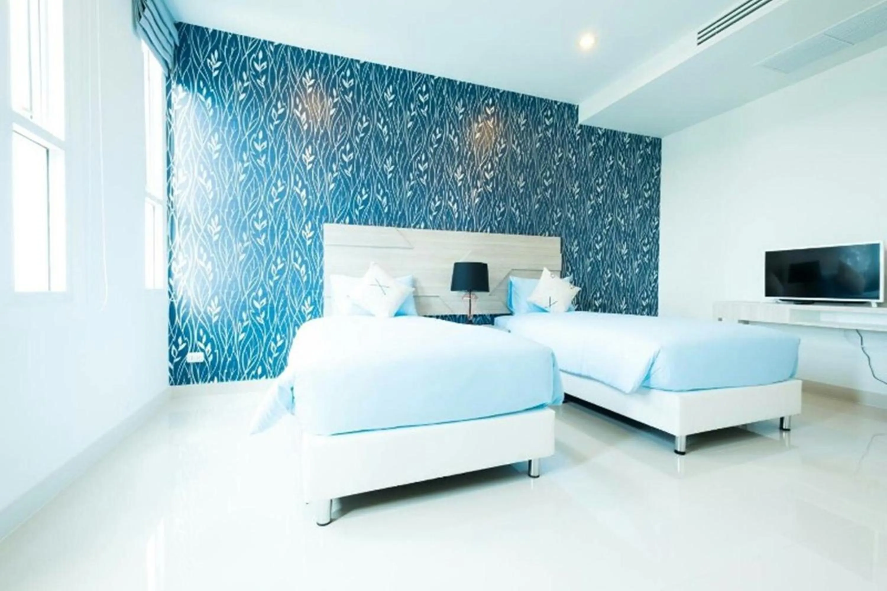 Photo of the whole room, Bed in D@Sea Hotel