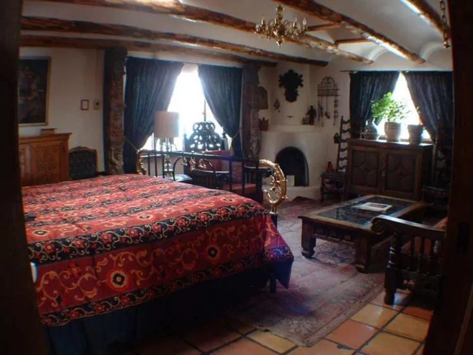 La Dona Luz Inn an Historic B&B