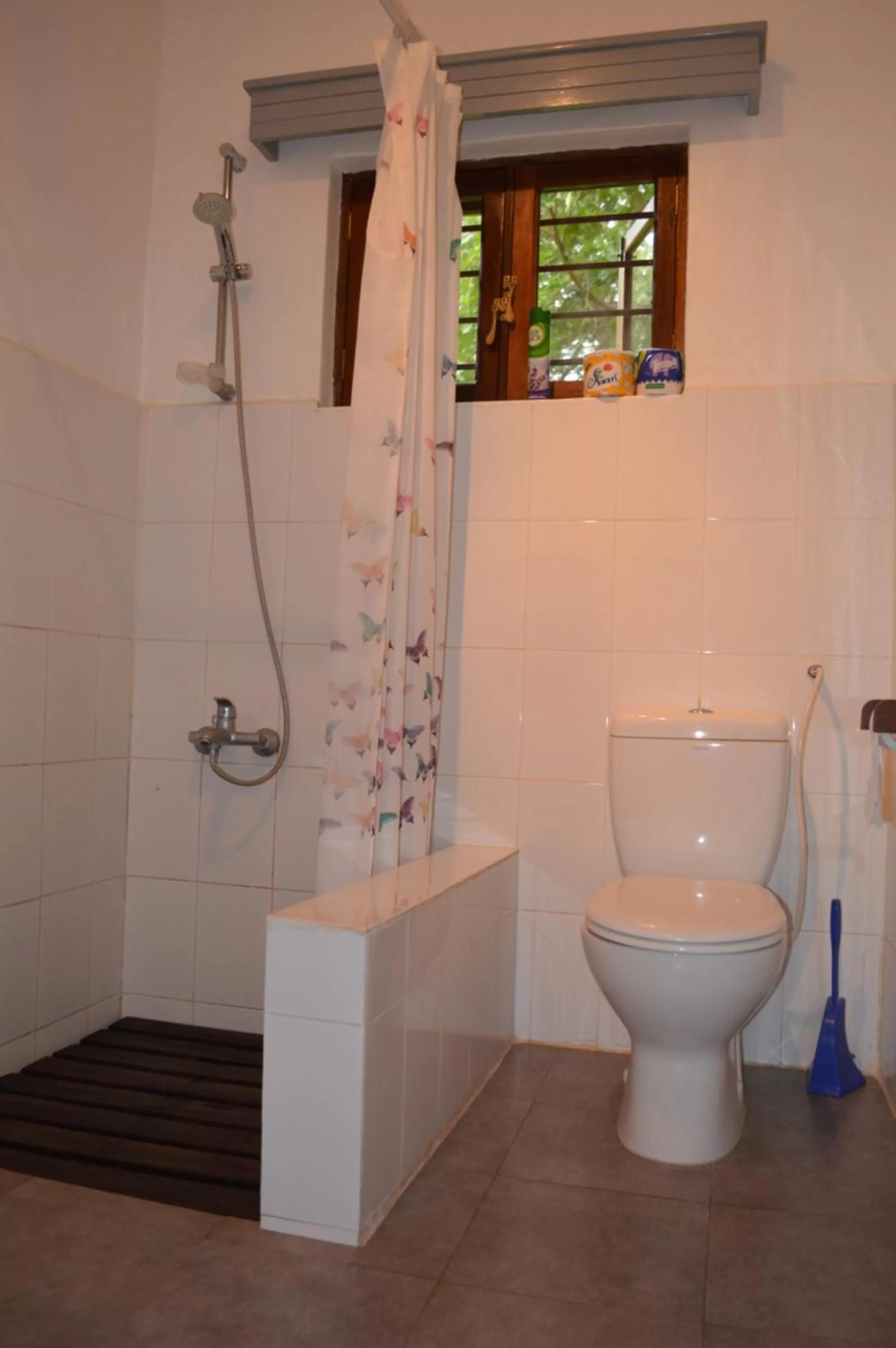 Shower in The Researchers Rest