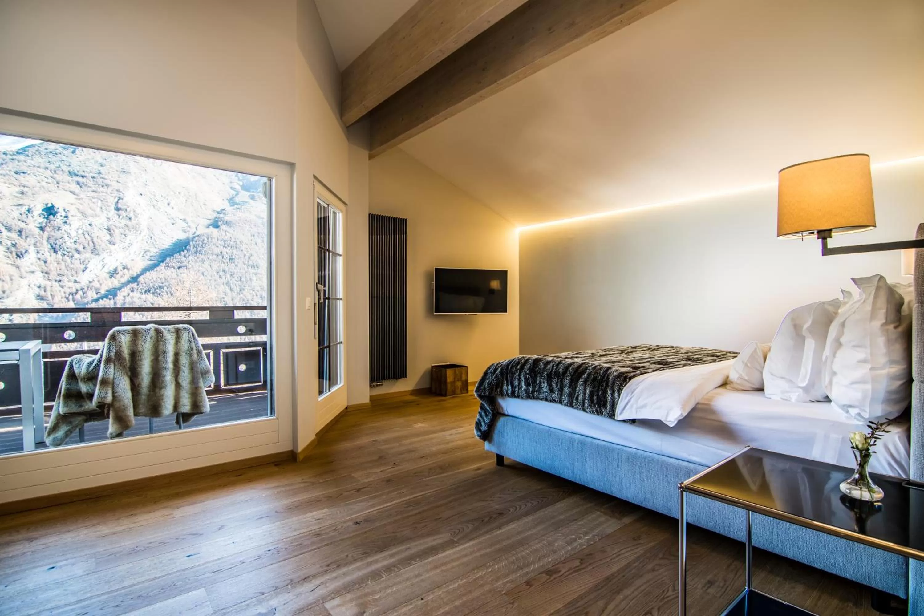Bed in Waldhotel Fletschhorn Saas-Fee