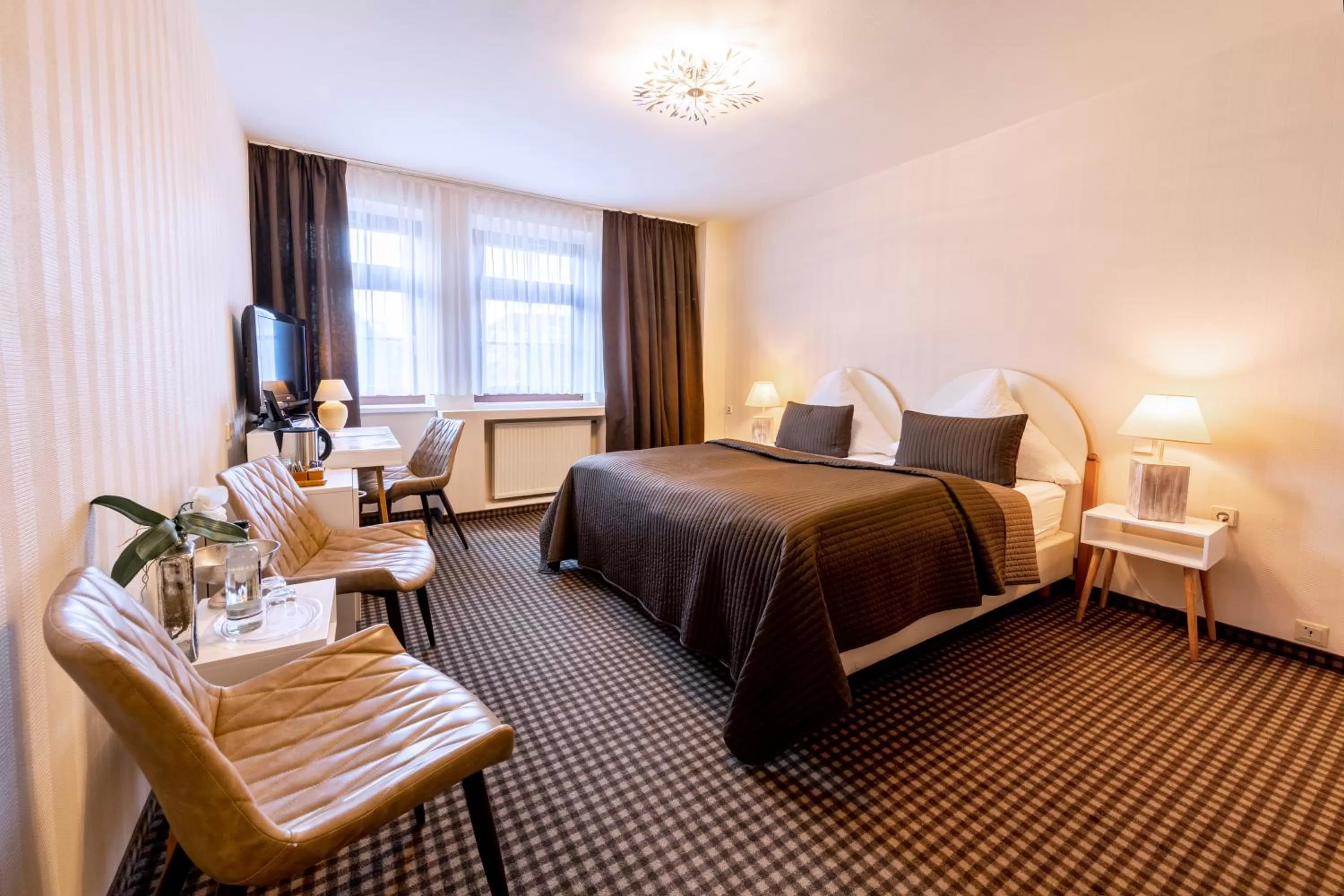 Staff, Bed in Hotel-Restaurant Thüringer Hof