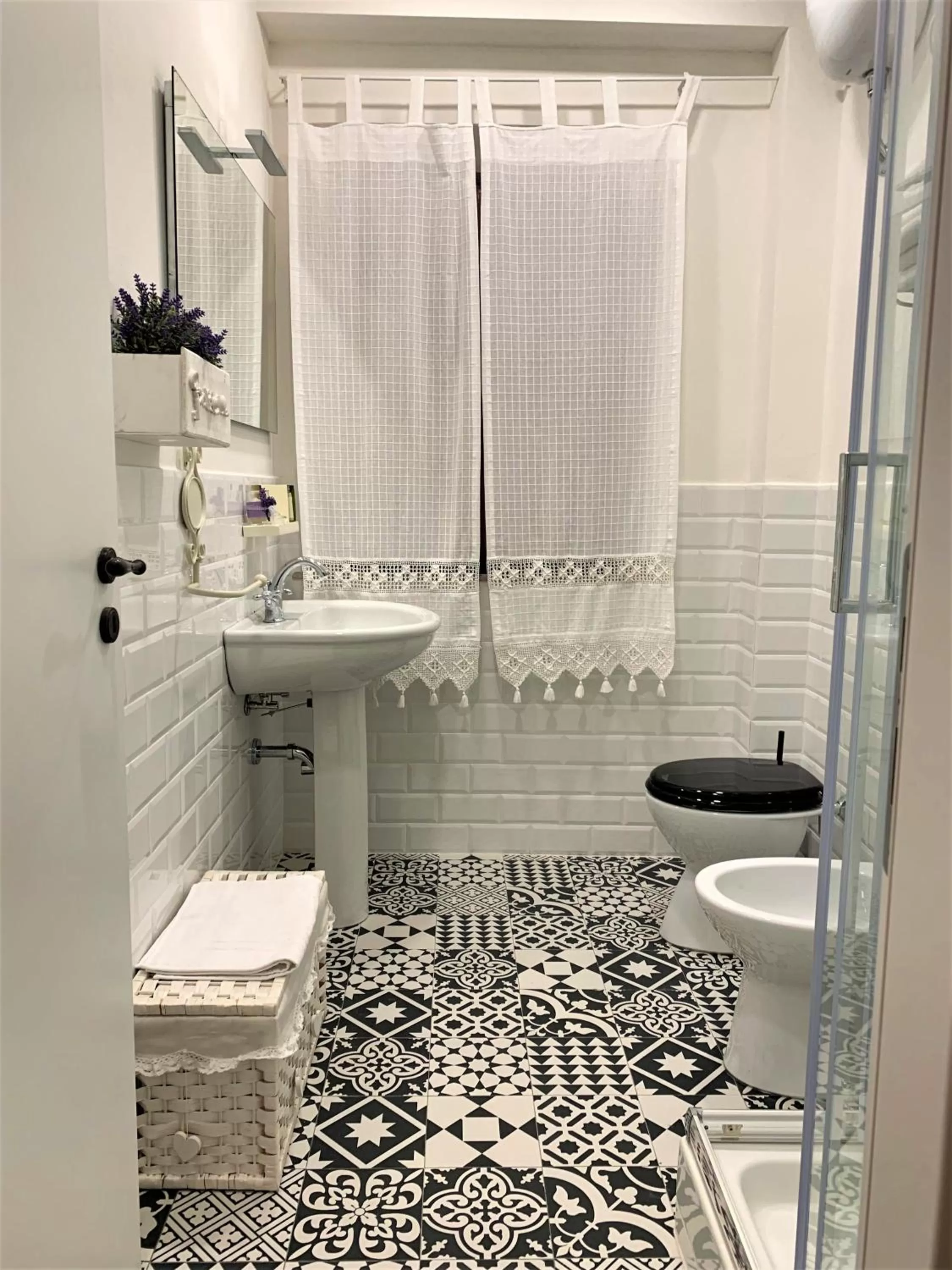 Shower, Bathroom in B&B ALVINO