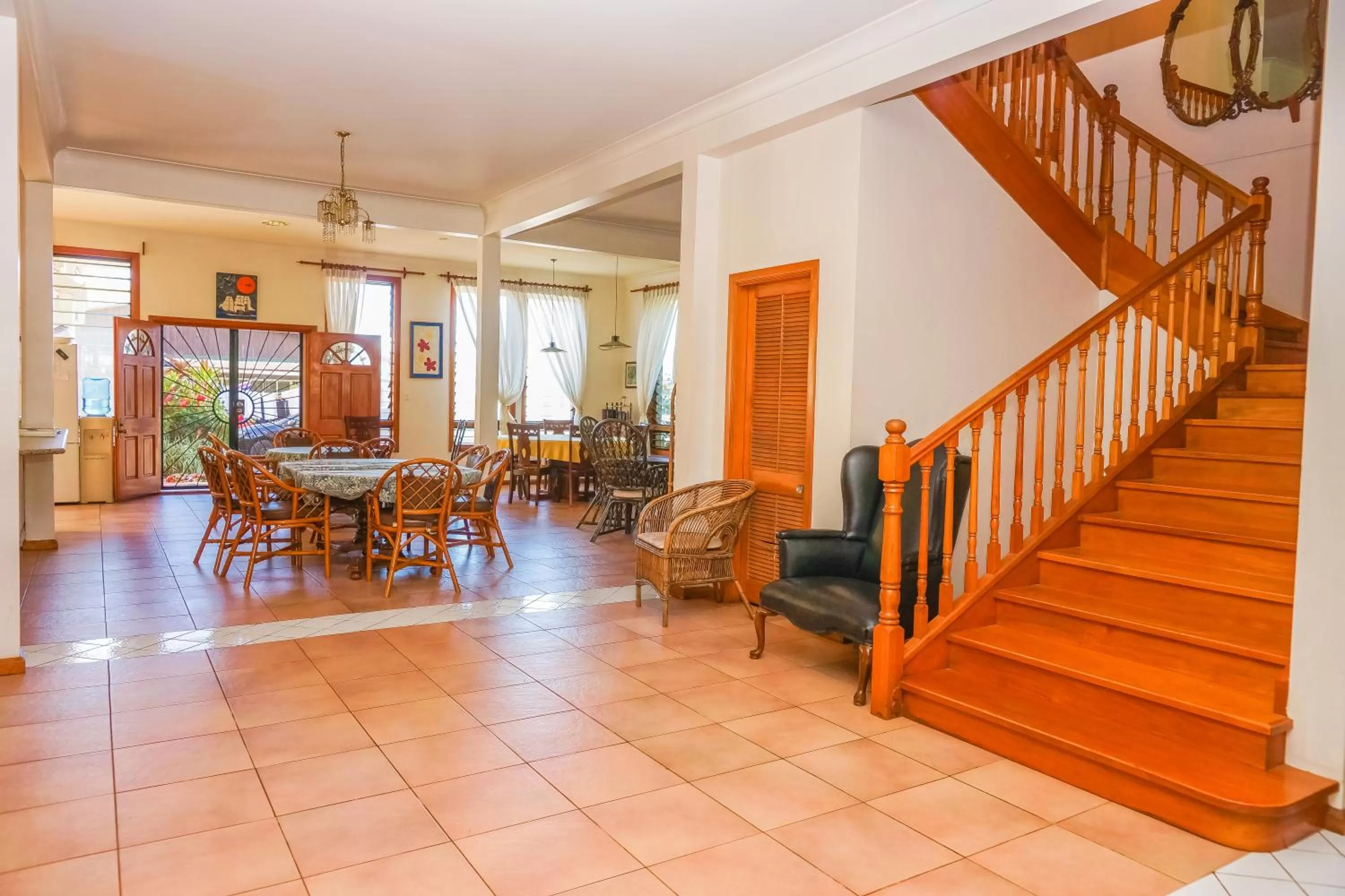 Property building in Lynn's Getaway Hotel