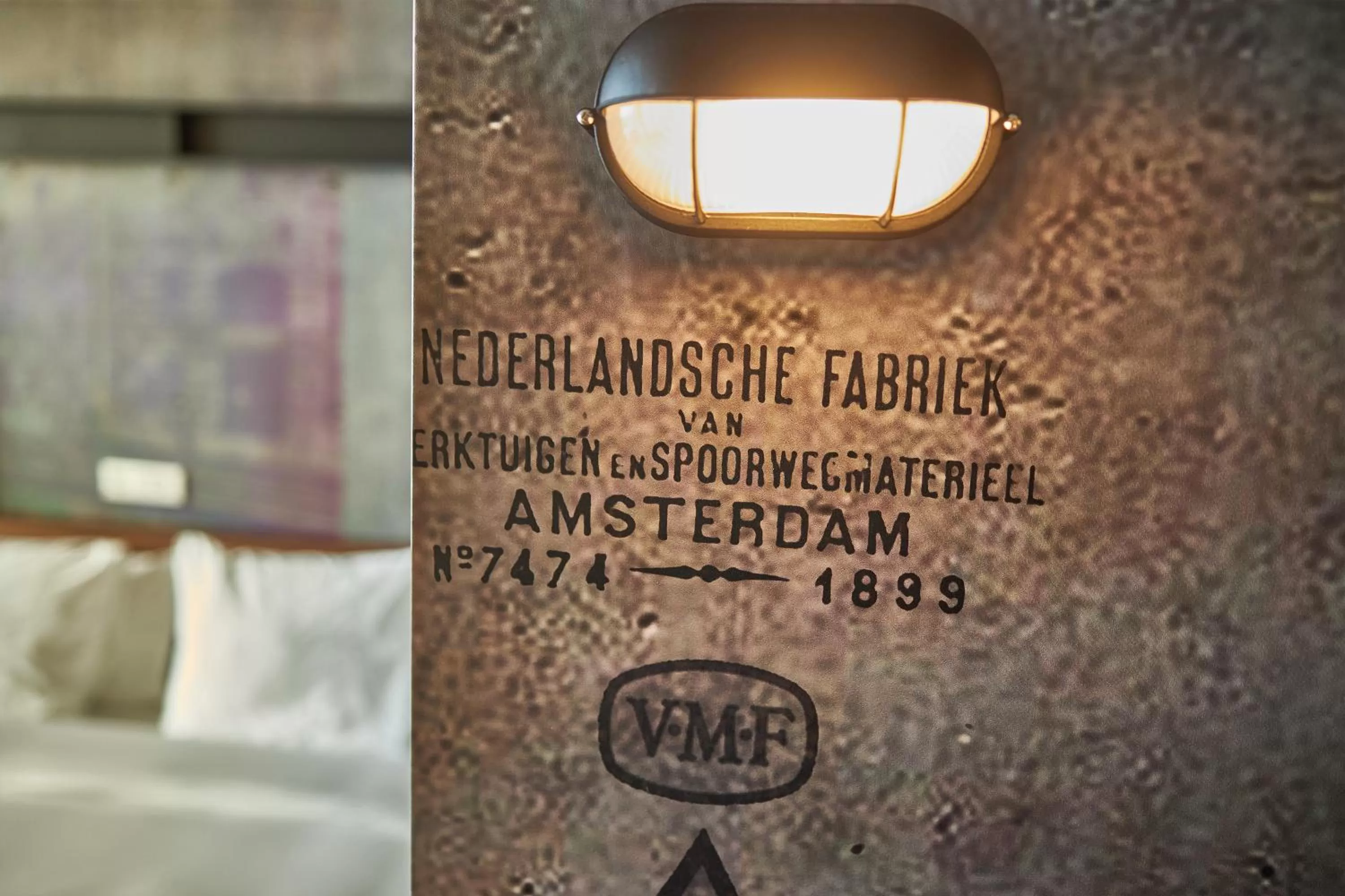 Bed in Inntel Hotels Amsterdam Landmark