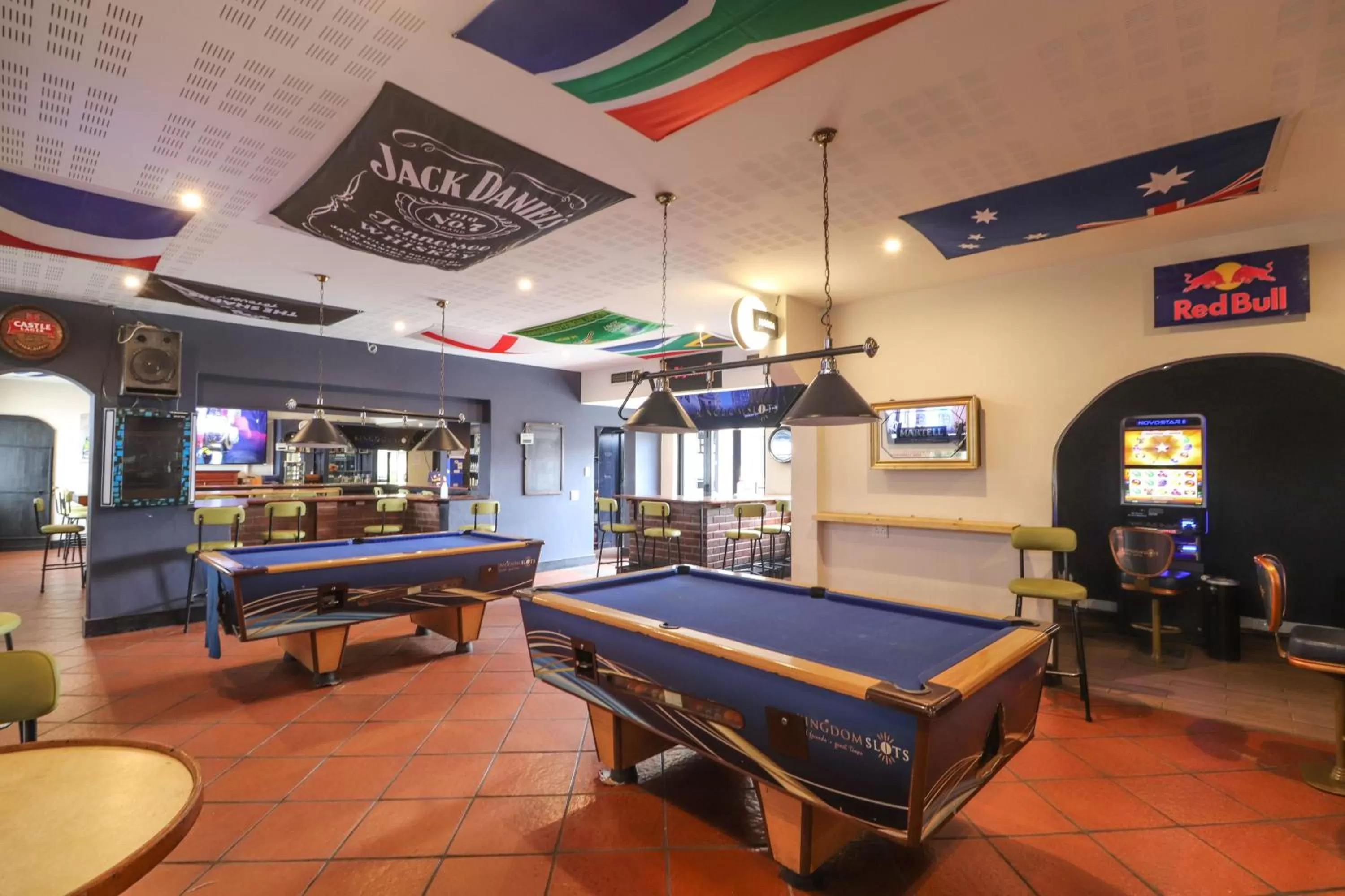 Game Room in Thistle Hotel