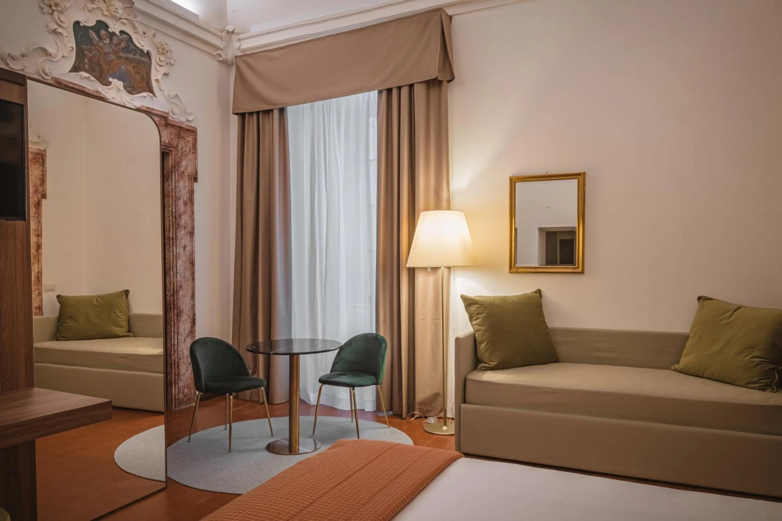 Seating area in Hotel Villa Montegranelli