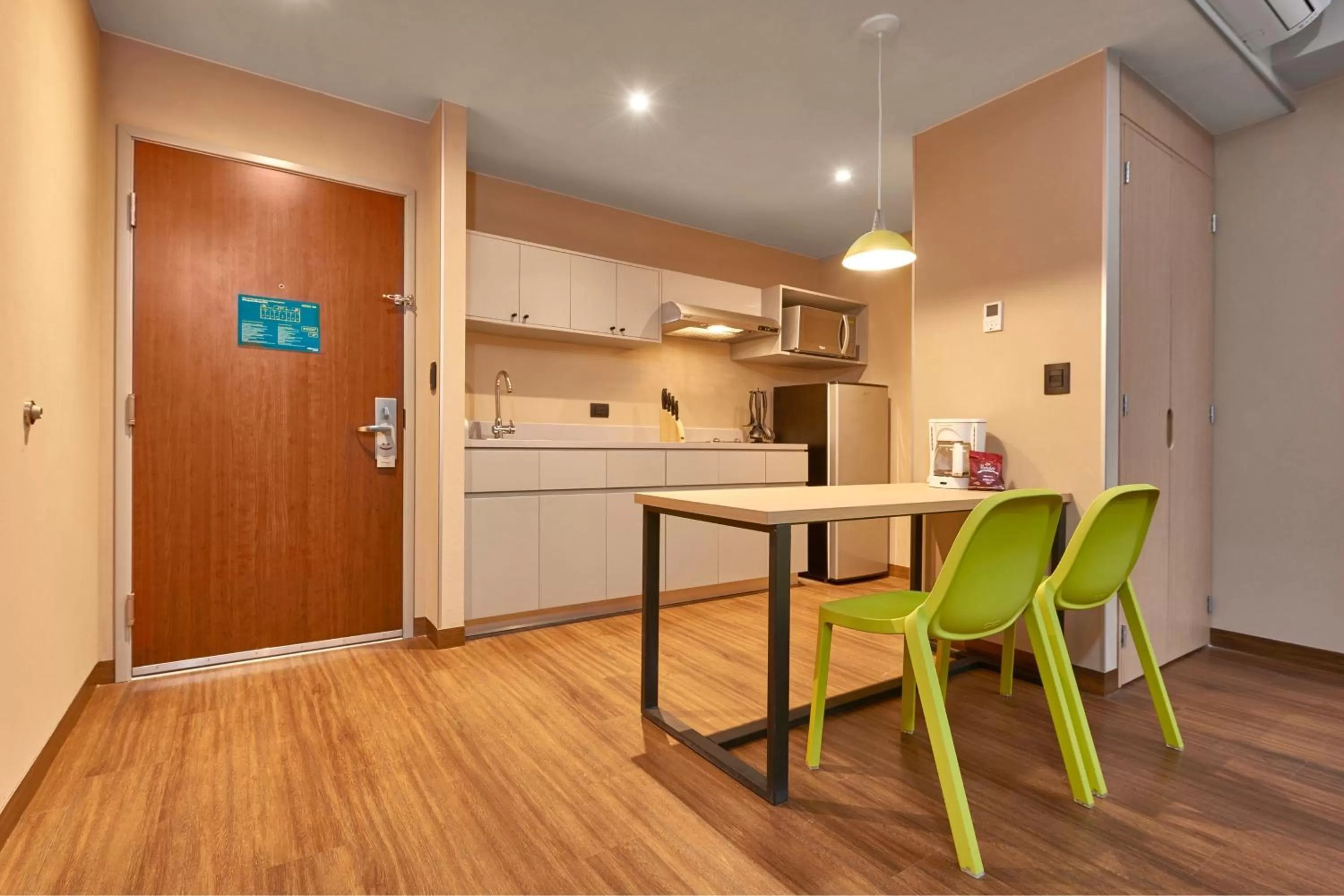 Kitchen or kitchenette in City Express Suites by Marriott Tijuana Rio