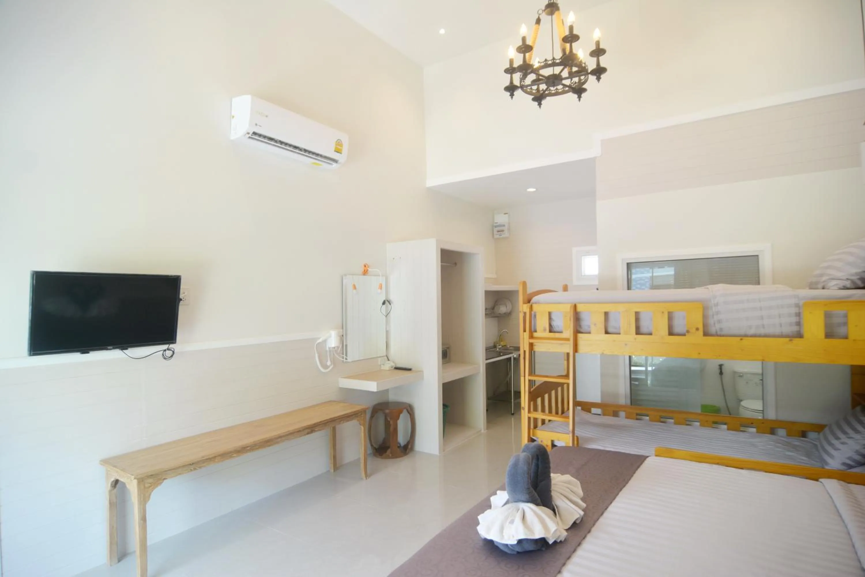 bunk bed, Bed in My Home Lantawadee Resort