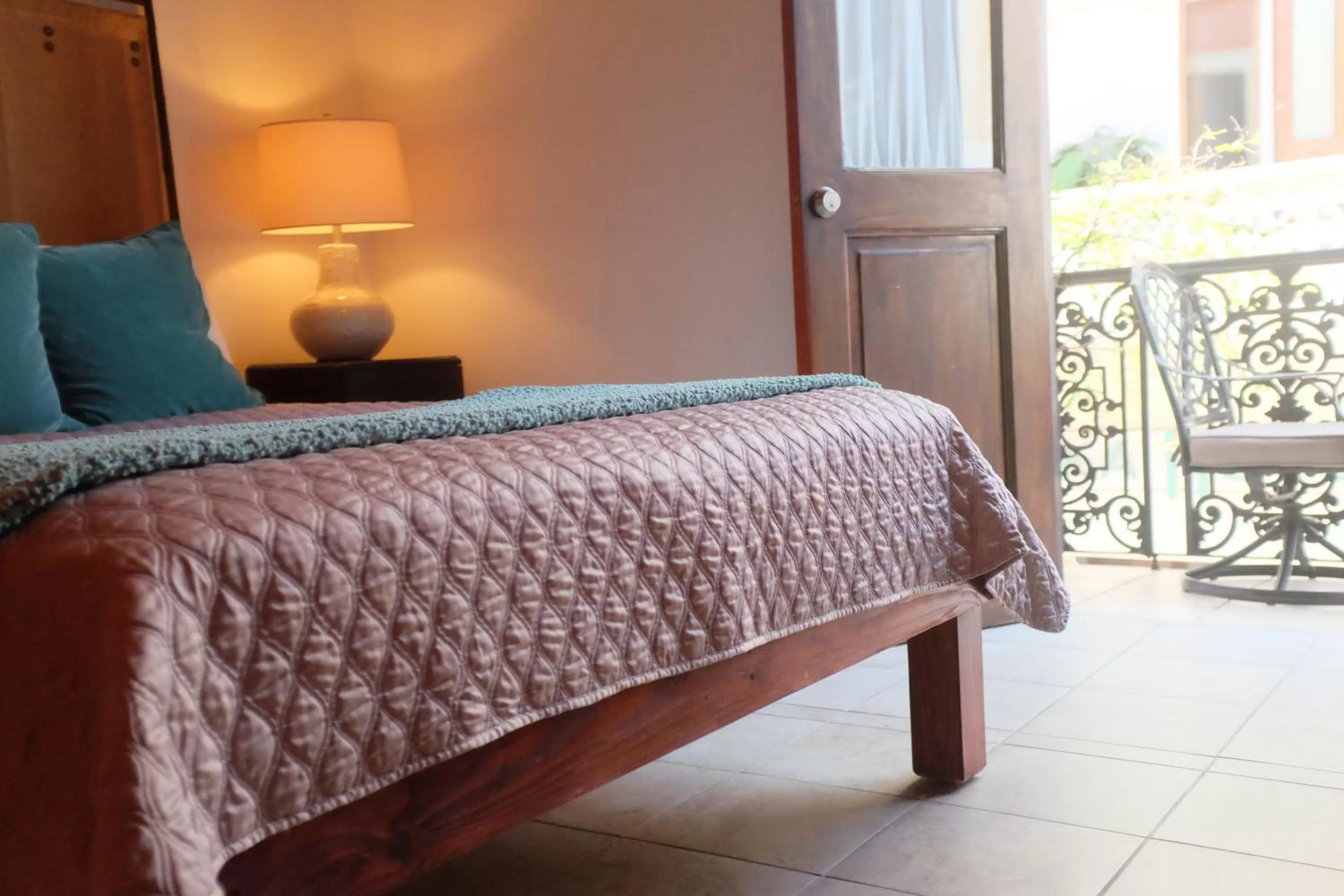 Bed in Fortaleza Suites Old San Juan