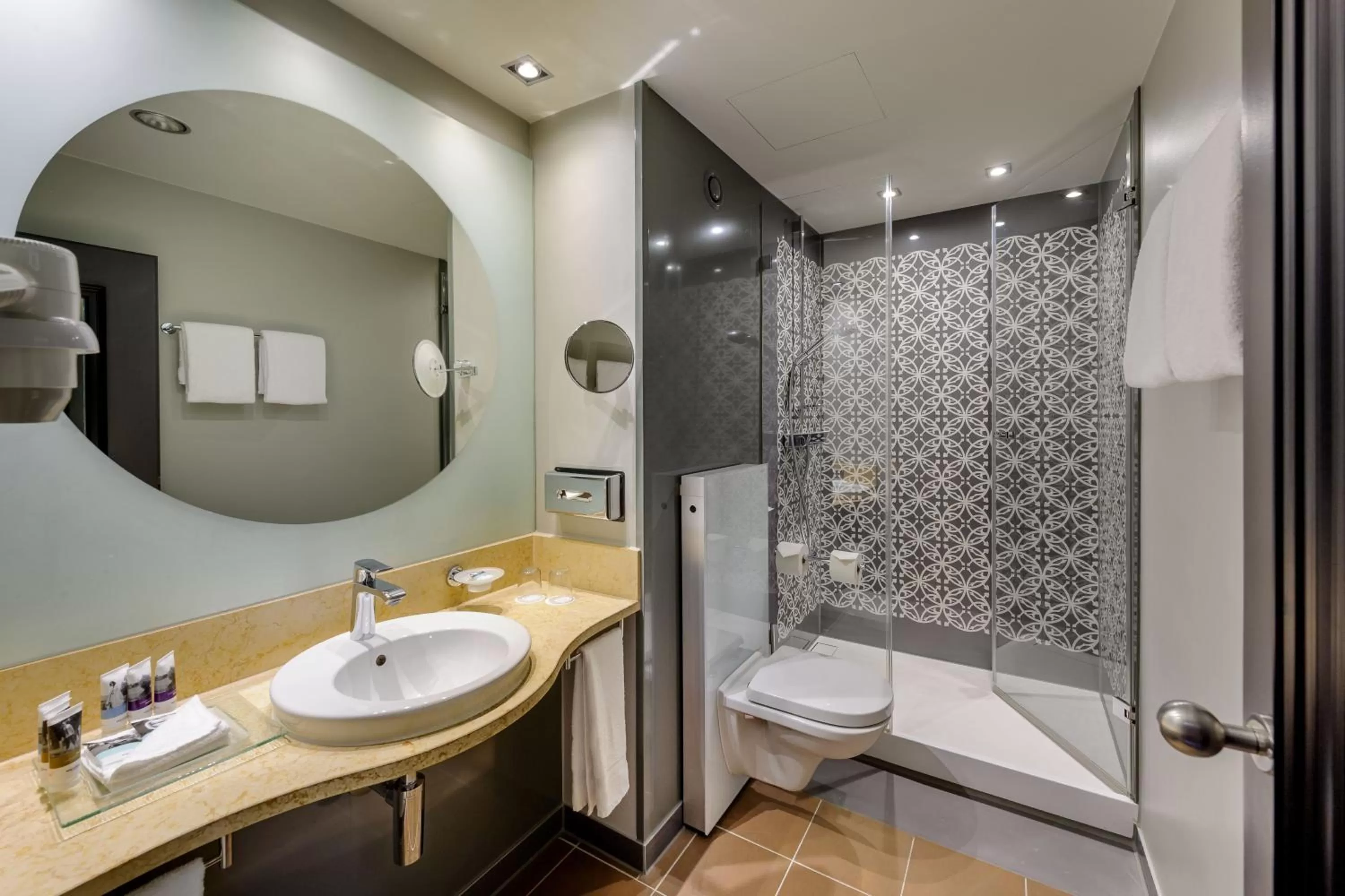 Shower in Mercure München City Center