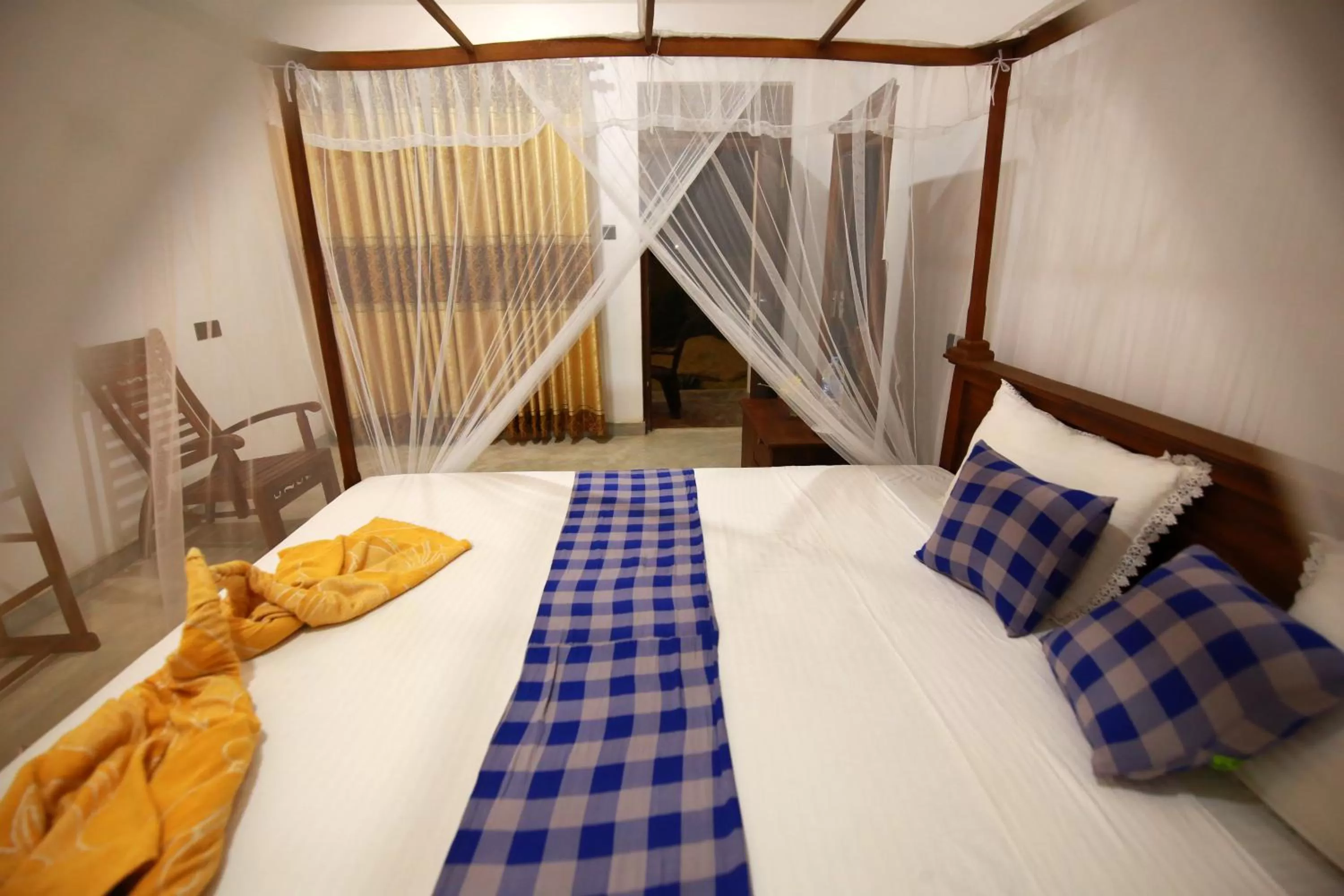 Bed in Surf Orchid Villa