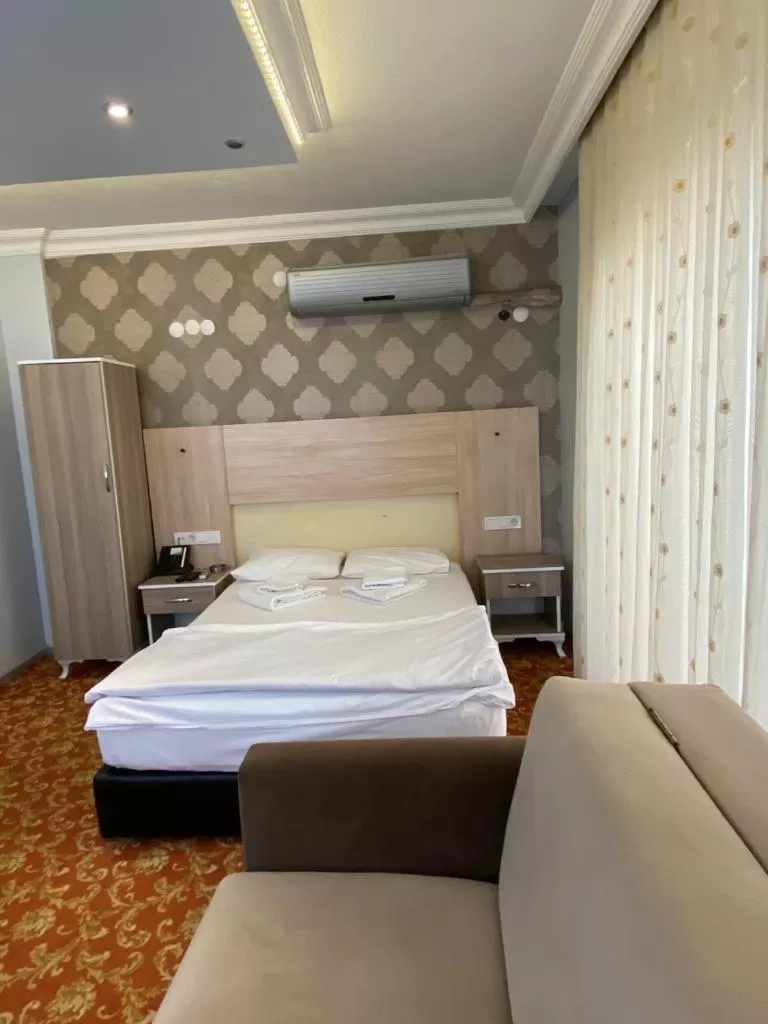 Photo of the whole room, Bed in Sakran Hotel