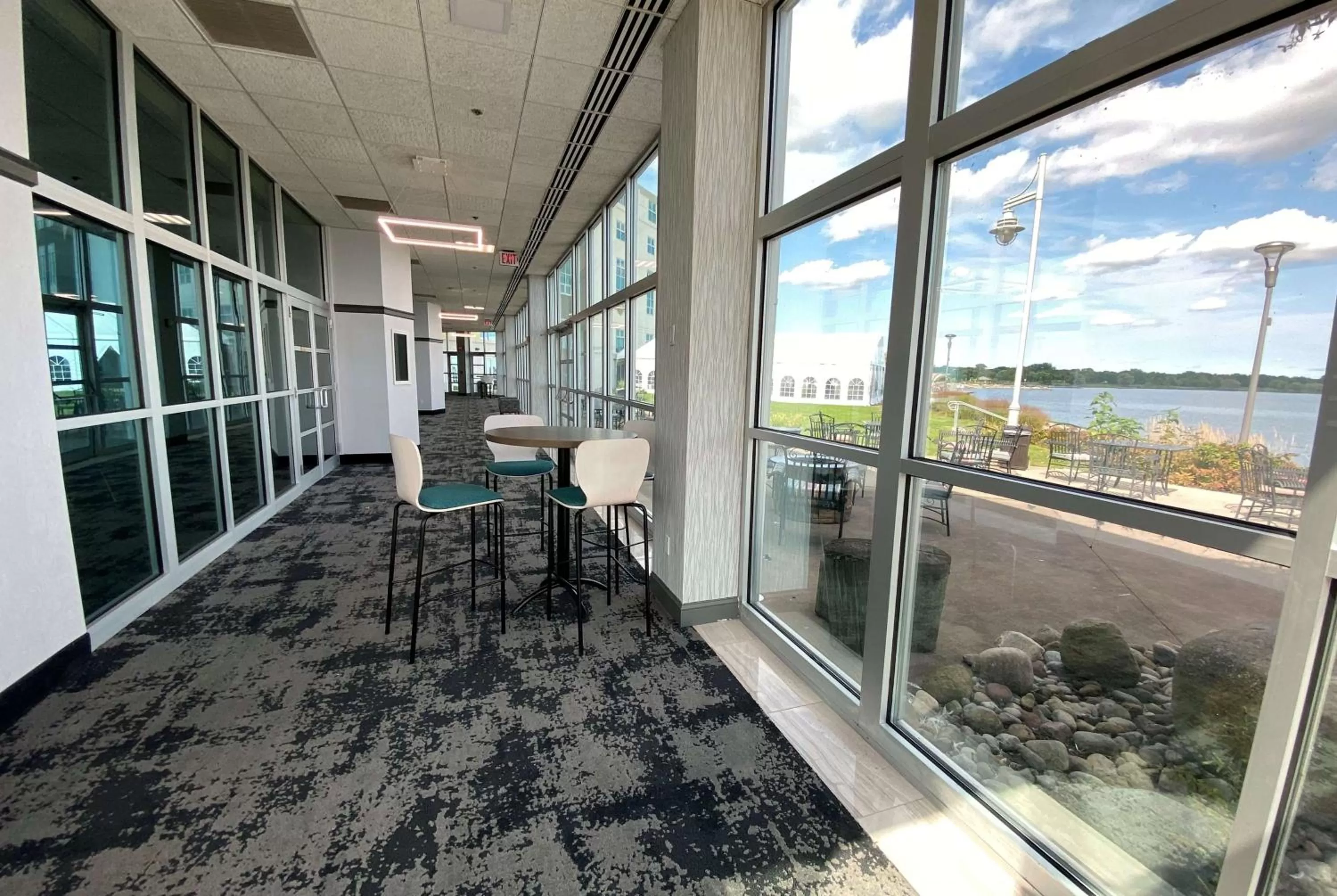 Lobby or reception in 41 Lakefront Hotel, Trademark Collection by Wyndham