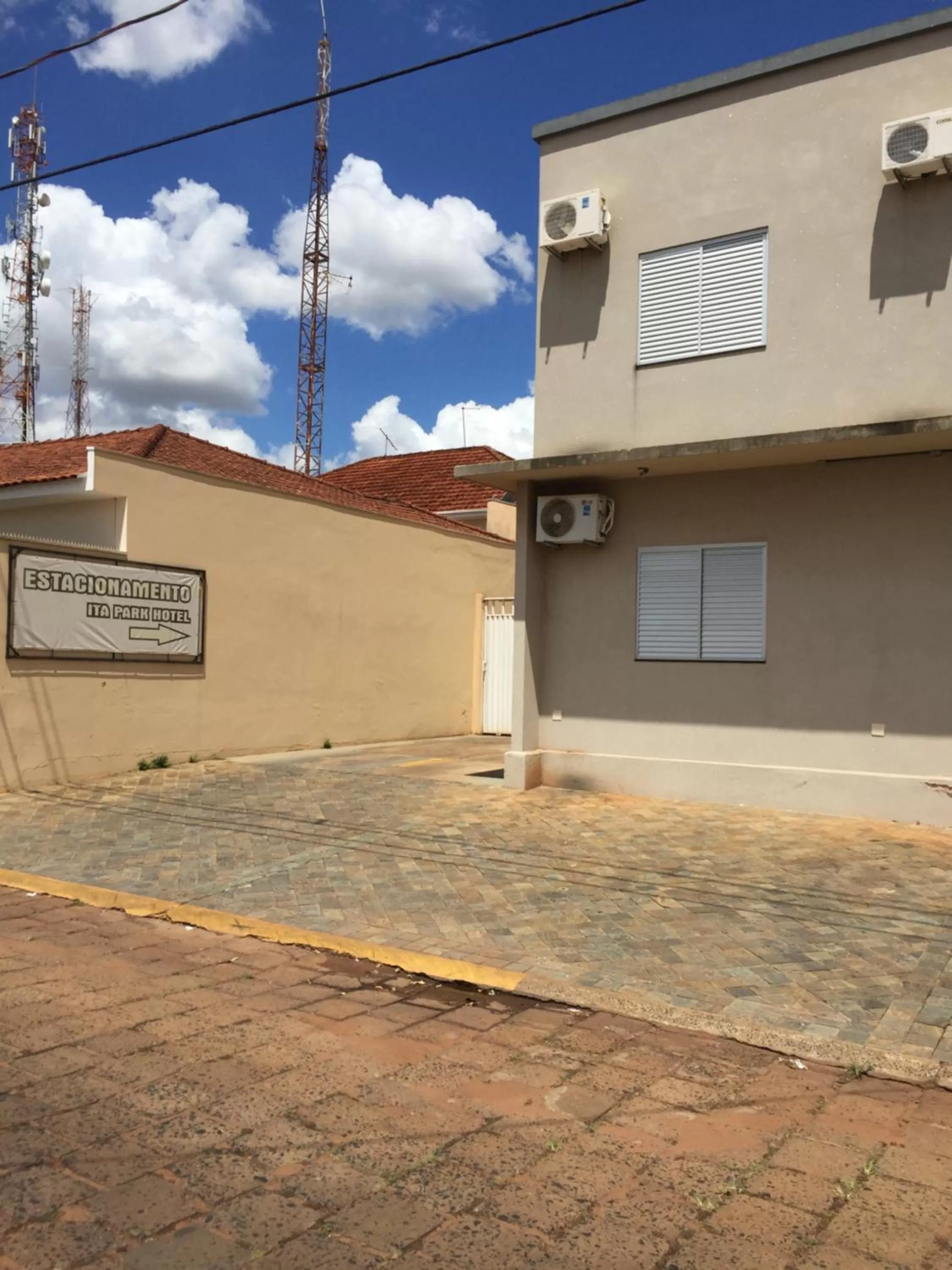 Property Building in Ita Park Hotel