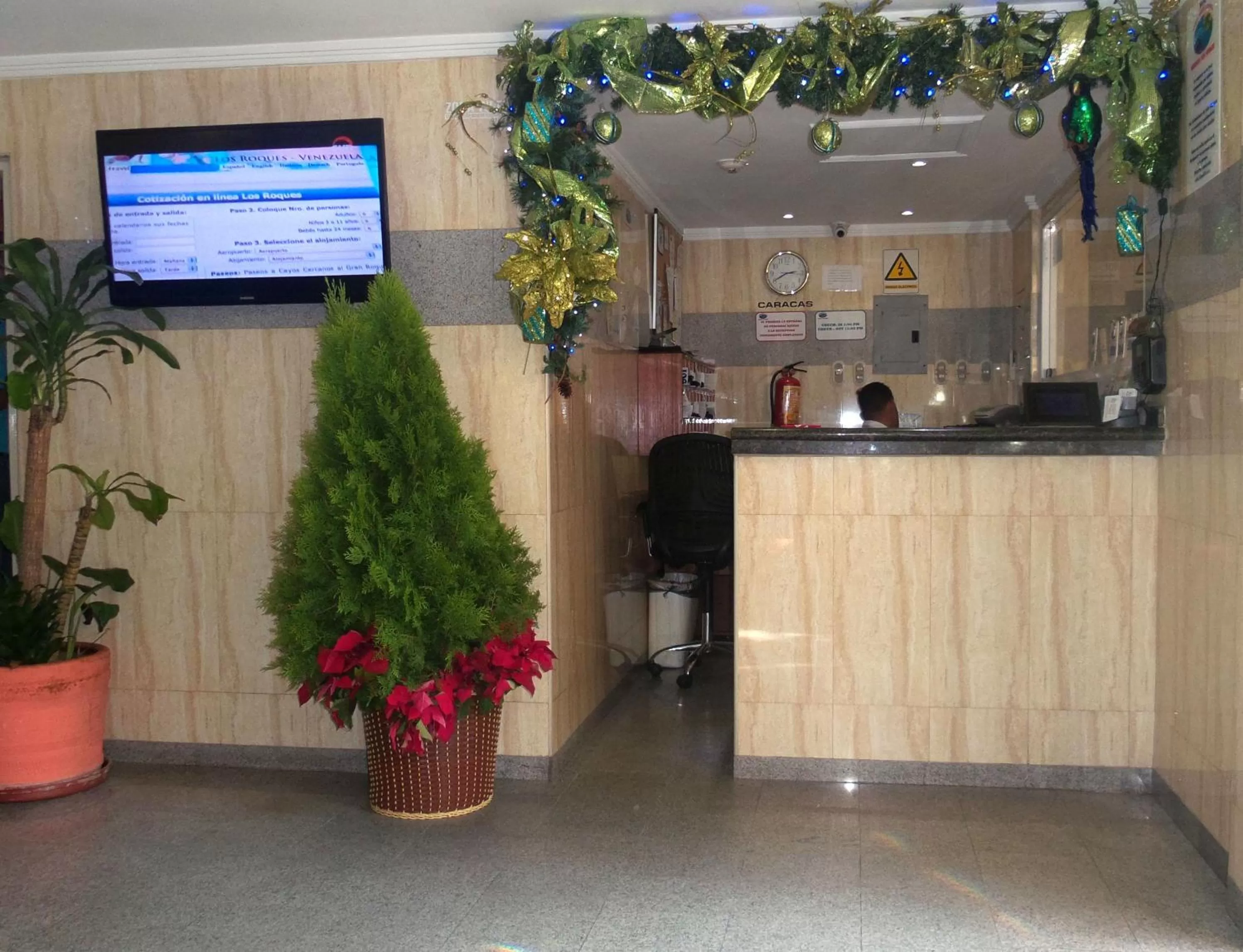 HOTEL MUEVETE POR VARGAS