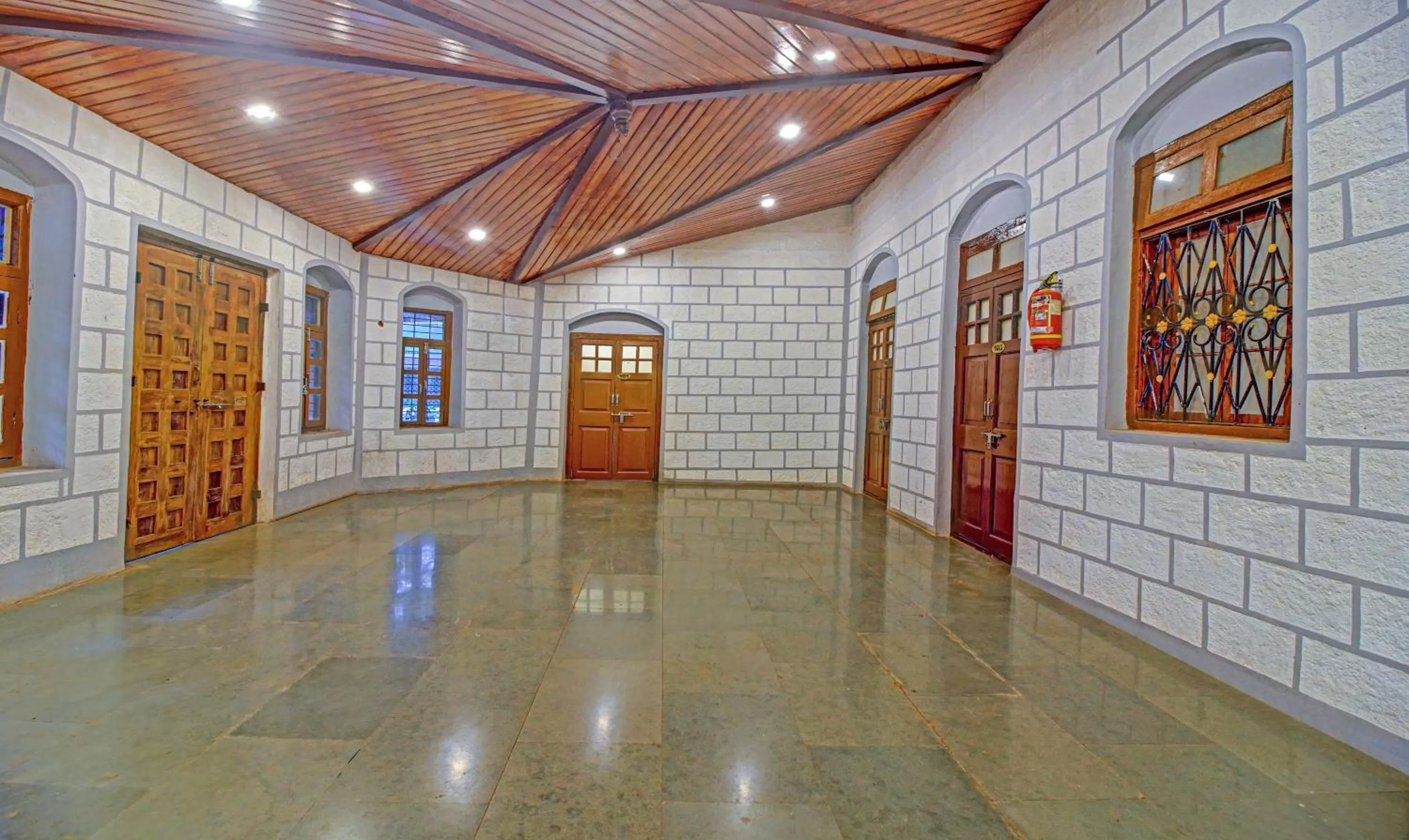 Treebo Trend Shalimar In The Forest Matheran