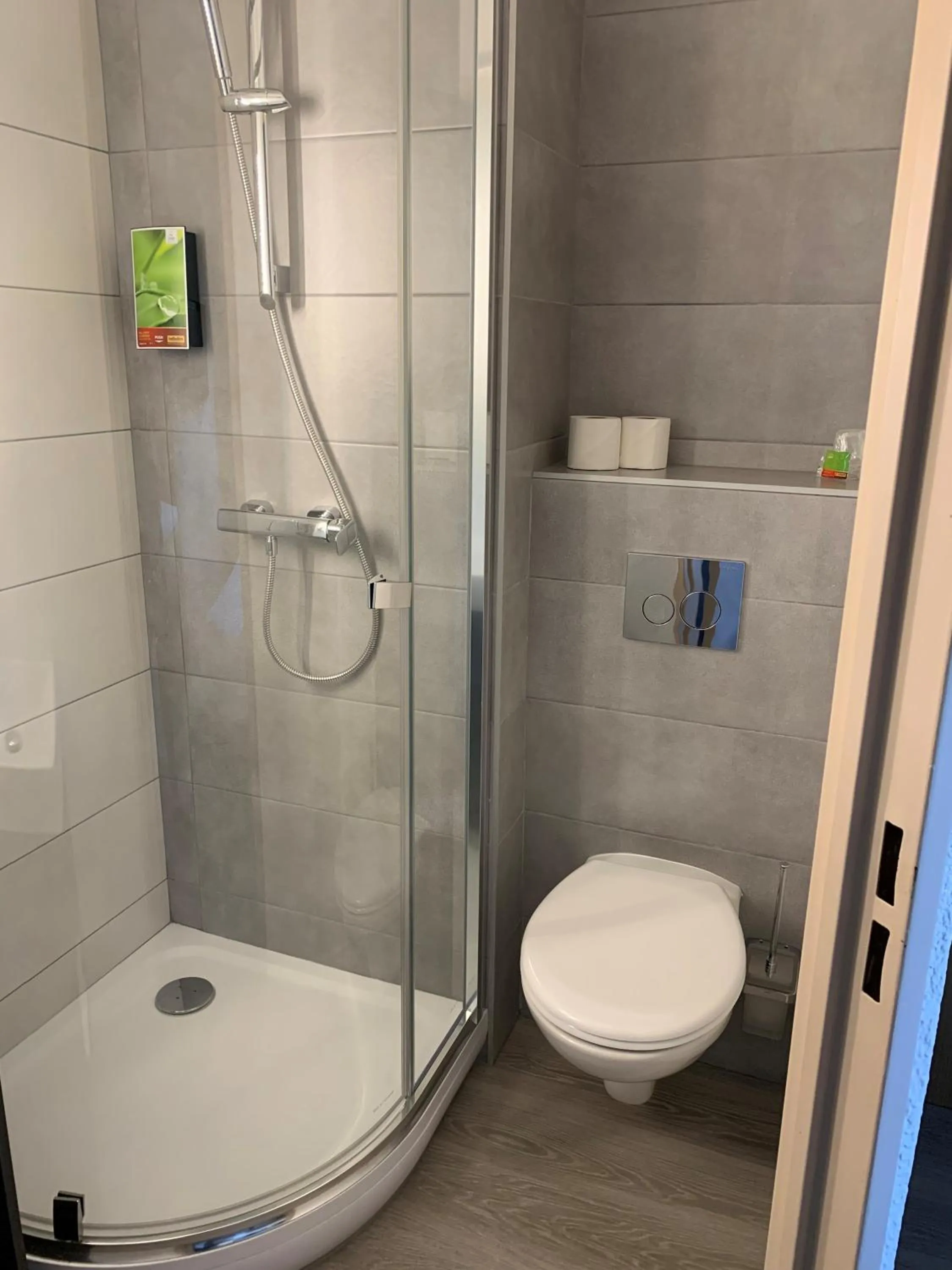 Shower in initial by balladins Tours Sud