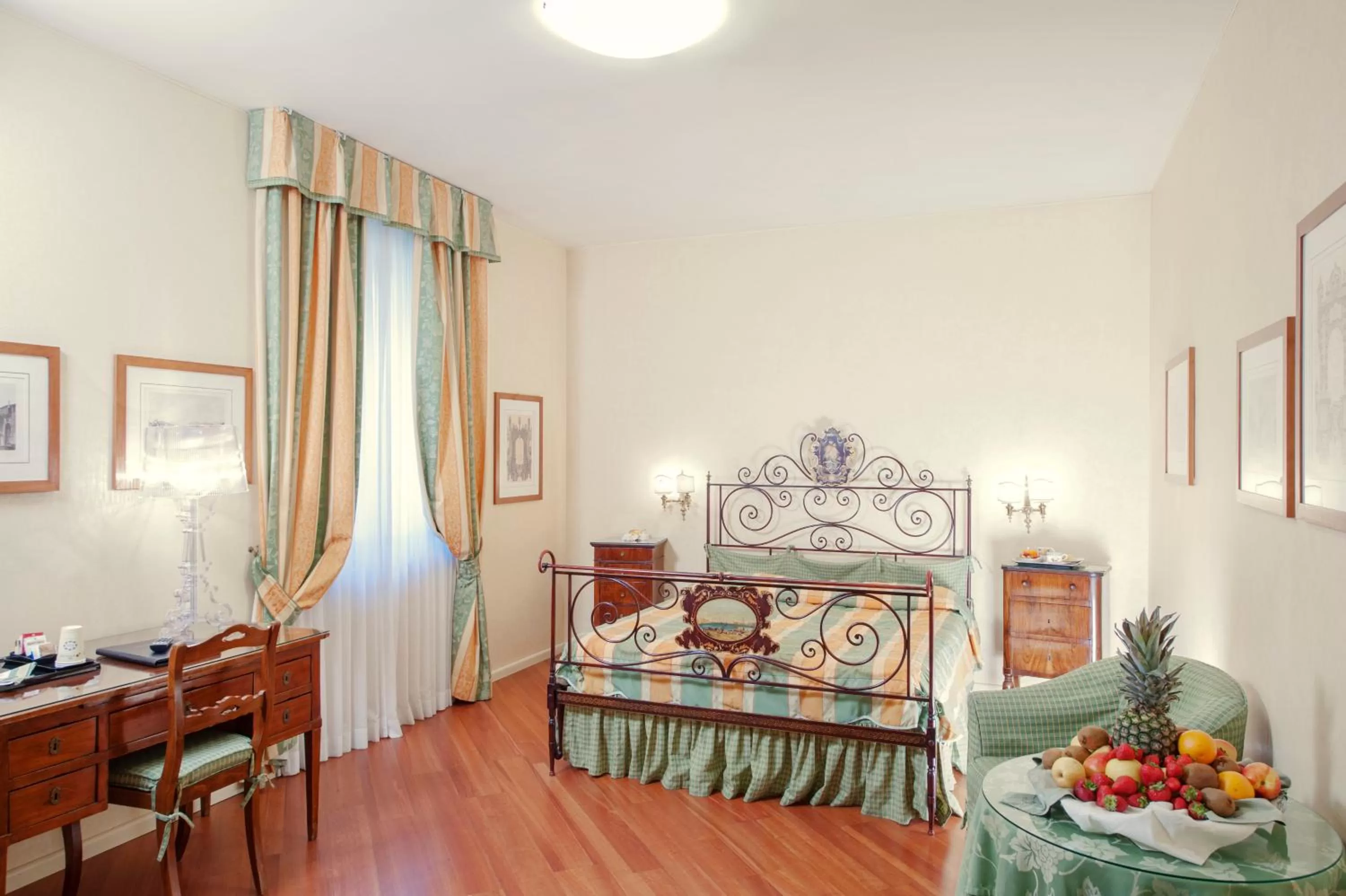 Deluxe Double Room in Villa Ermellina Siena, a Tribute Portfolio Hotel